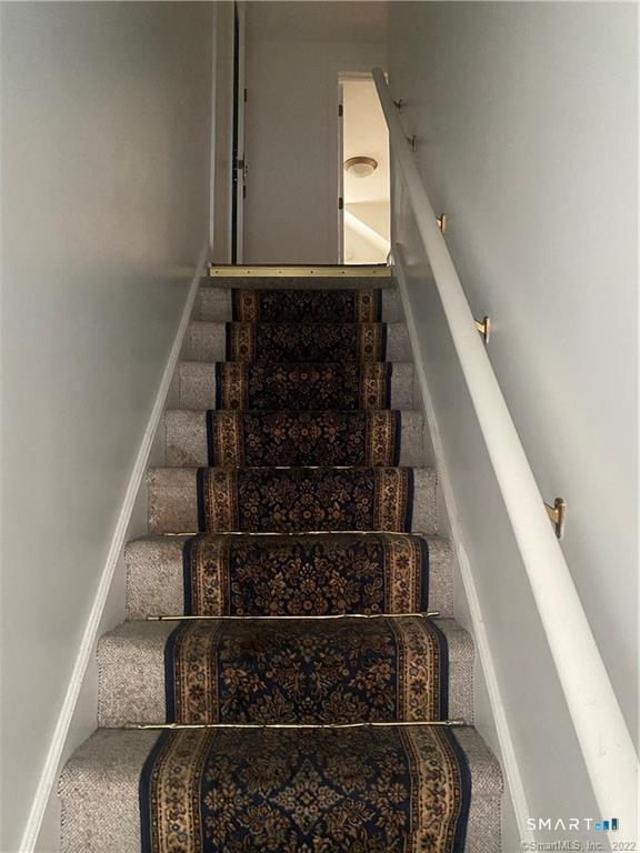 19 Wardwell Street, Stamford, Connecticut photo 2