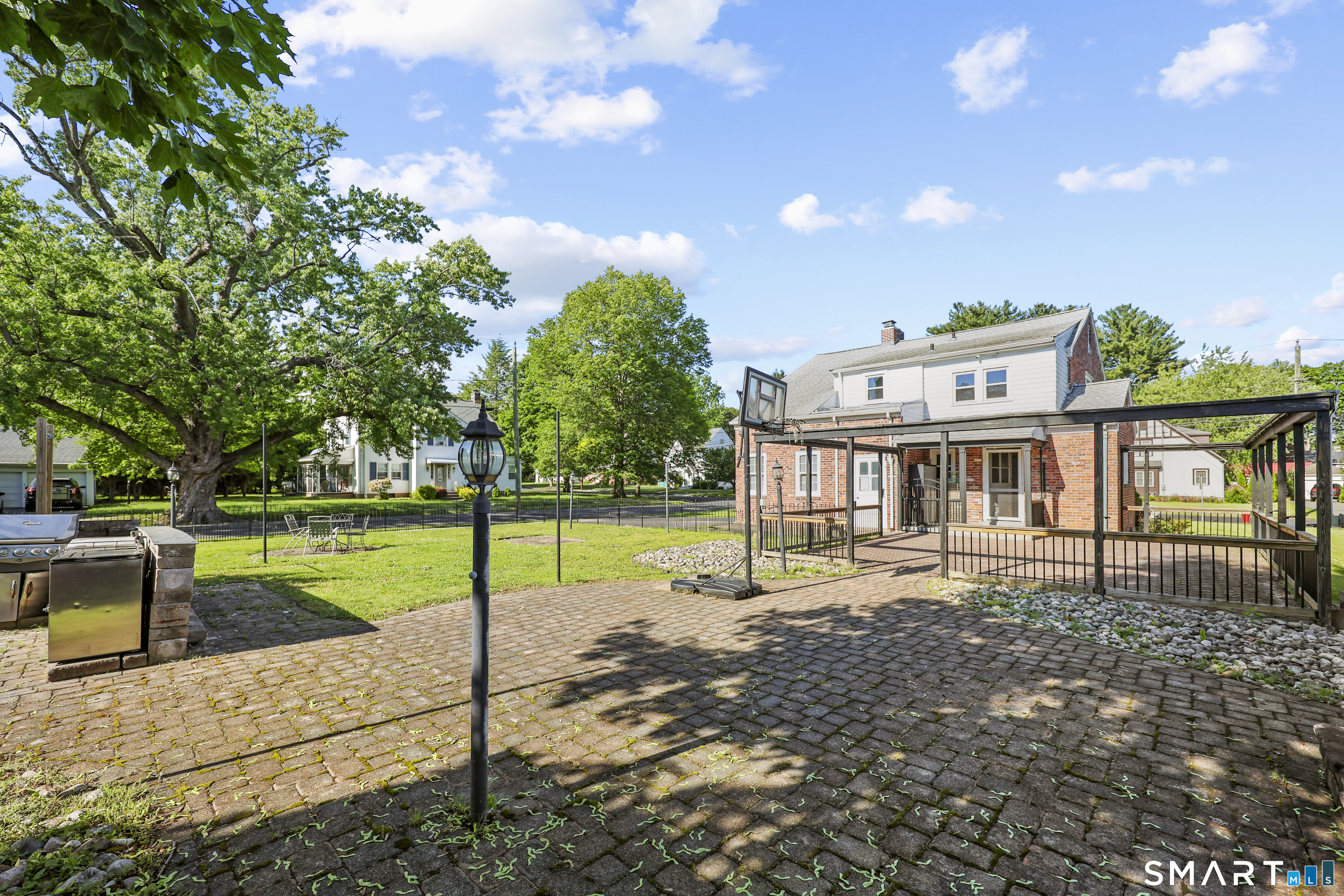 92 Hazelmere Road photo 34