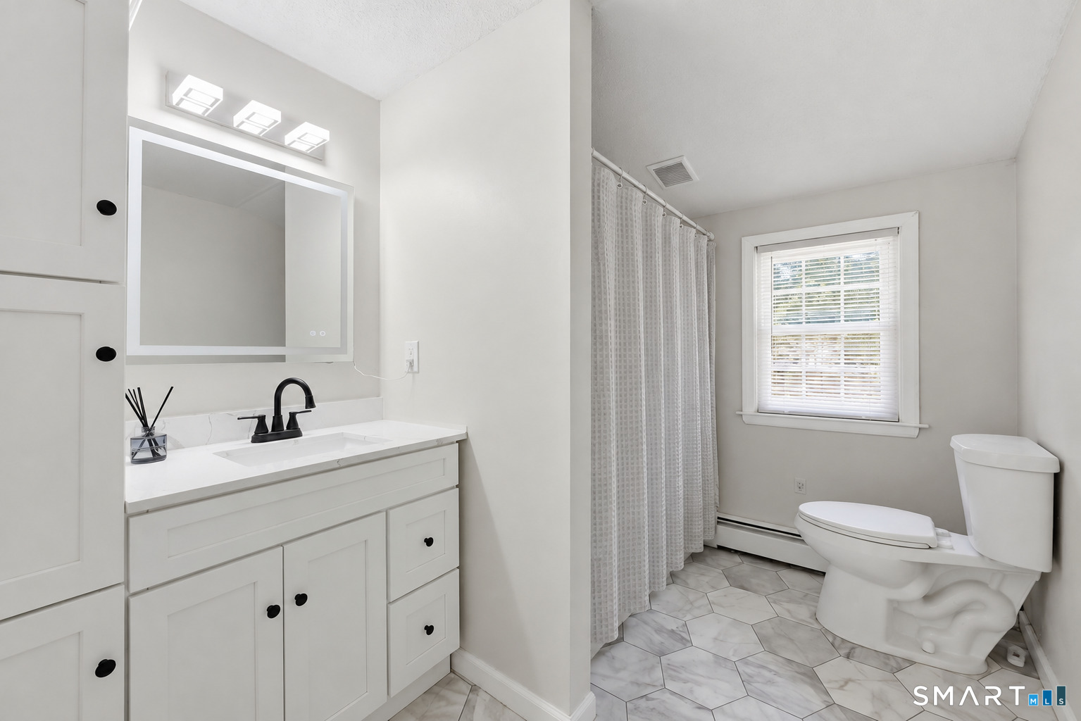 25 Hampshire Drive photo 19