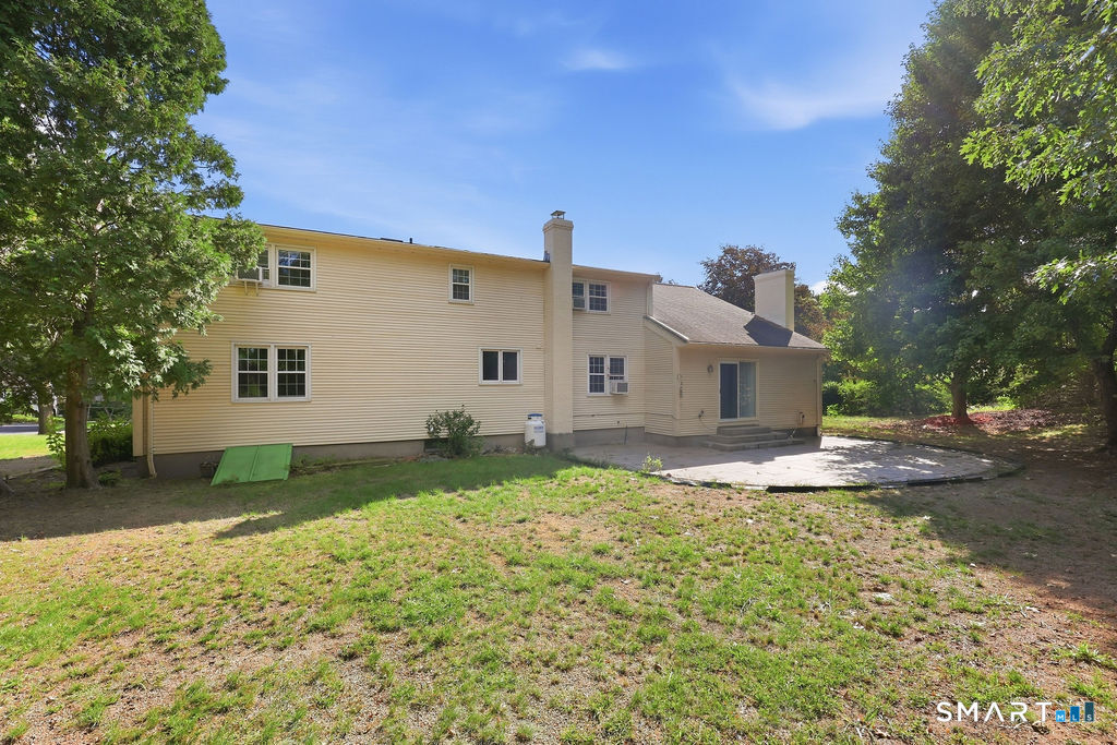 25 Hampshire Drive photo 32