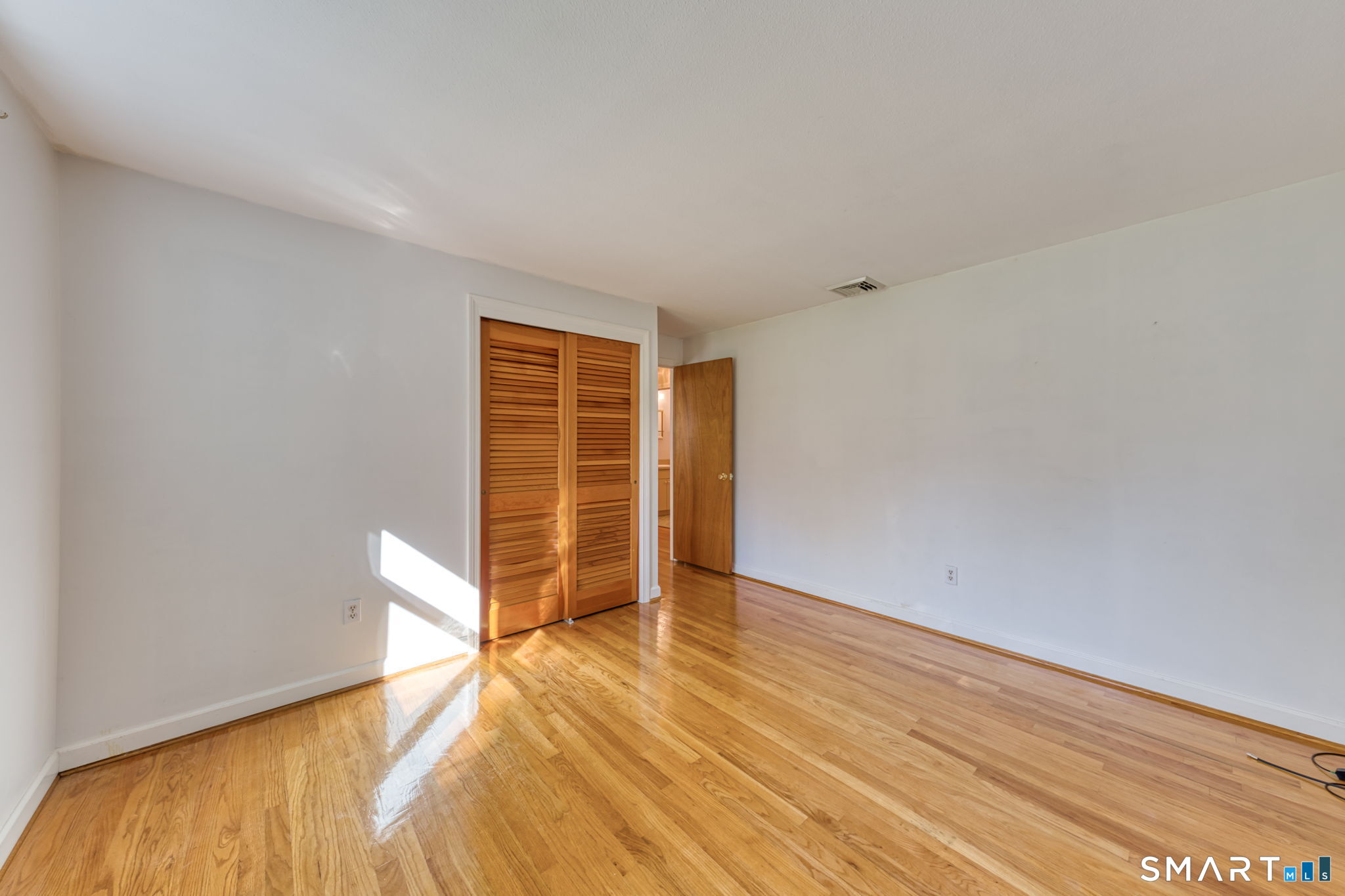 352 Orchard Street photo 22