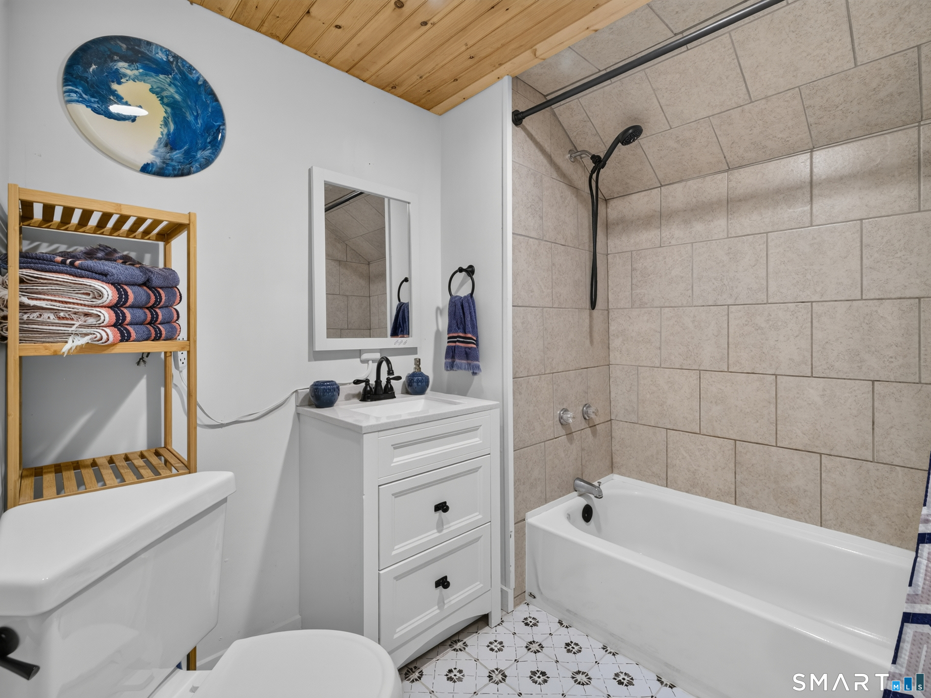 17 Pound Hill Road, Franklin, CT 06254