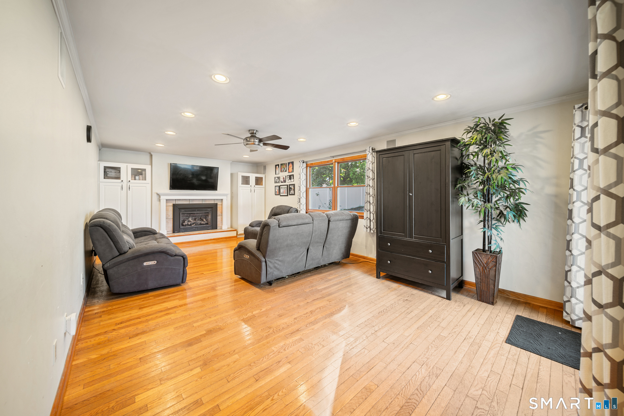 121 Bridgeview Place photo 16