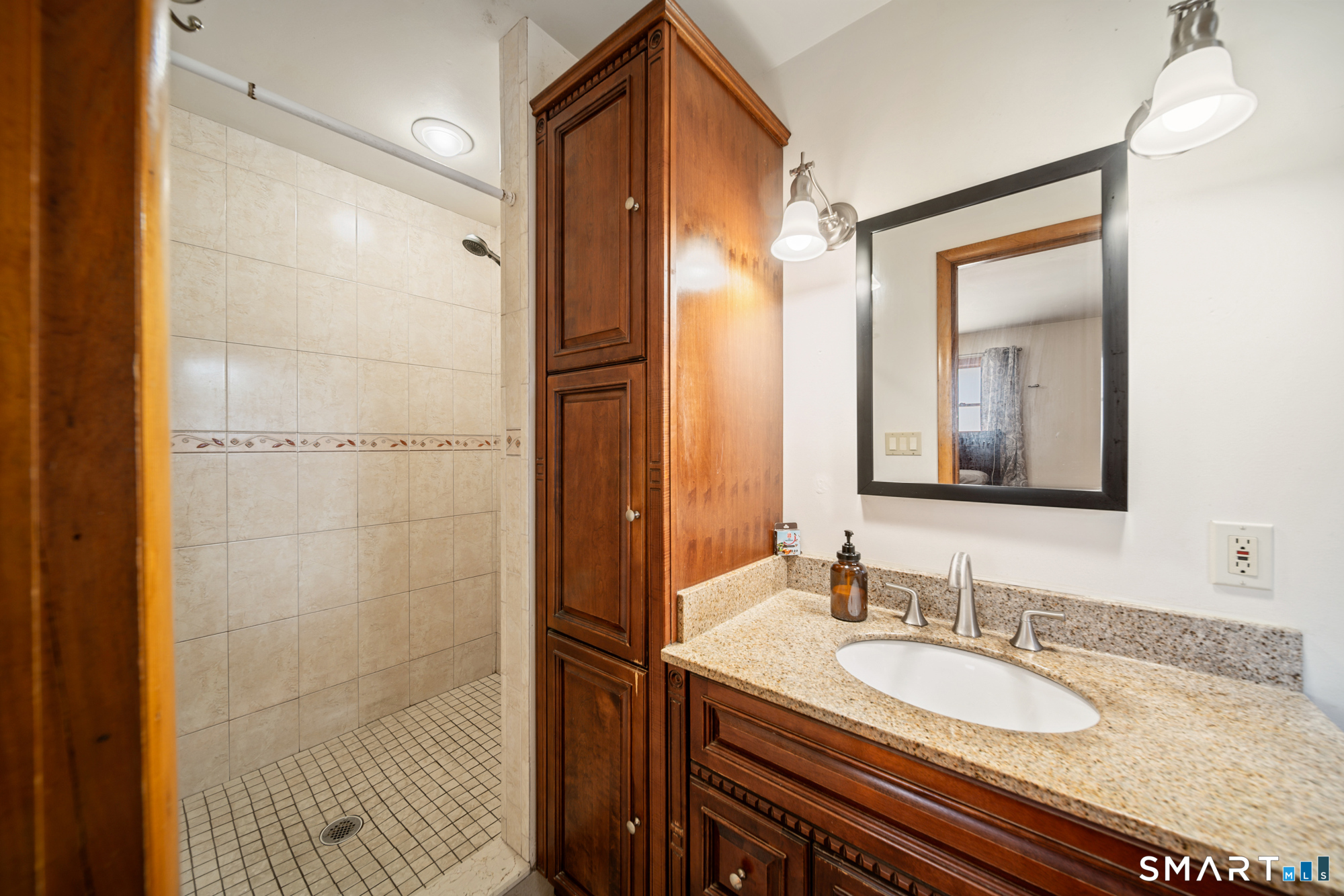 121 Bridgeview Place photo 26