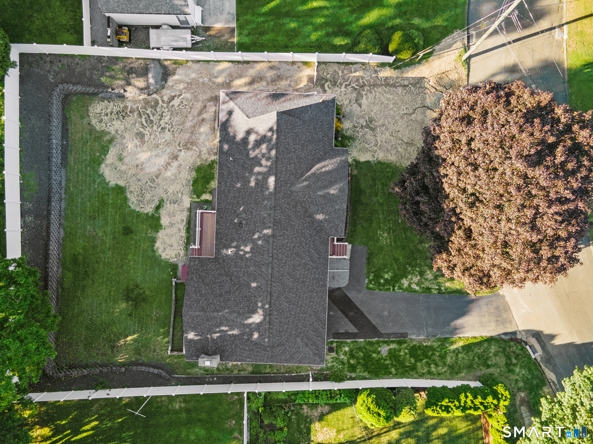 121 Bridgeview Place photo 36