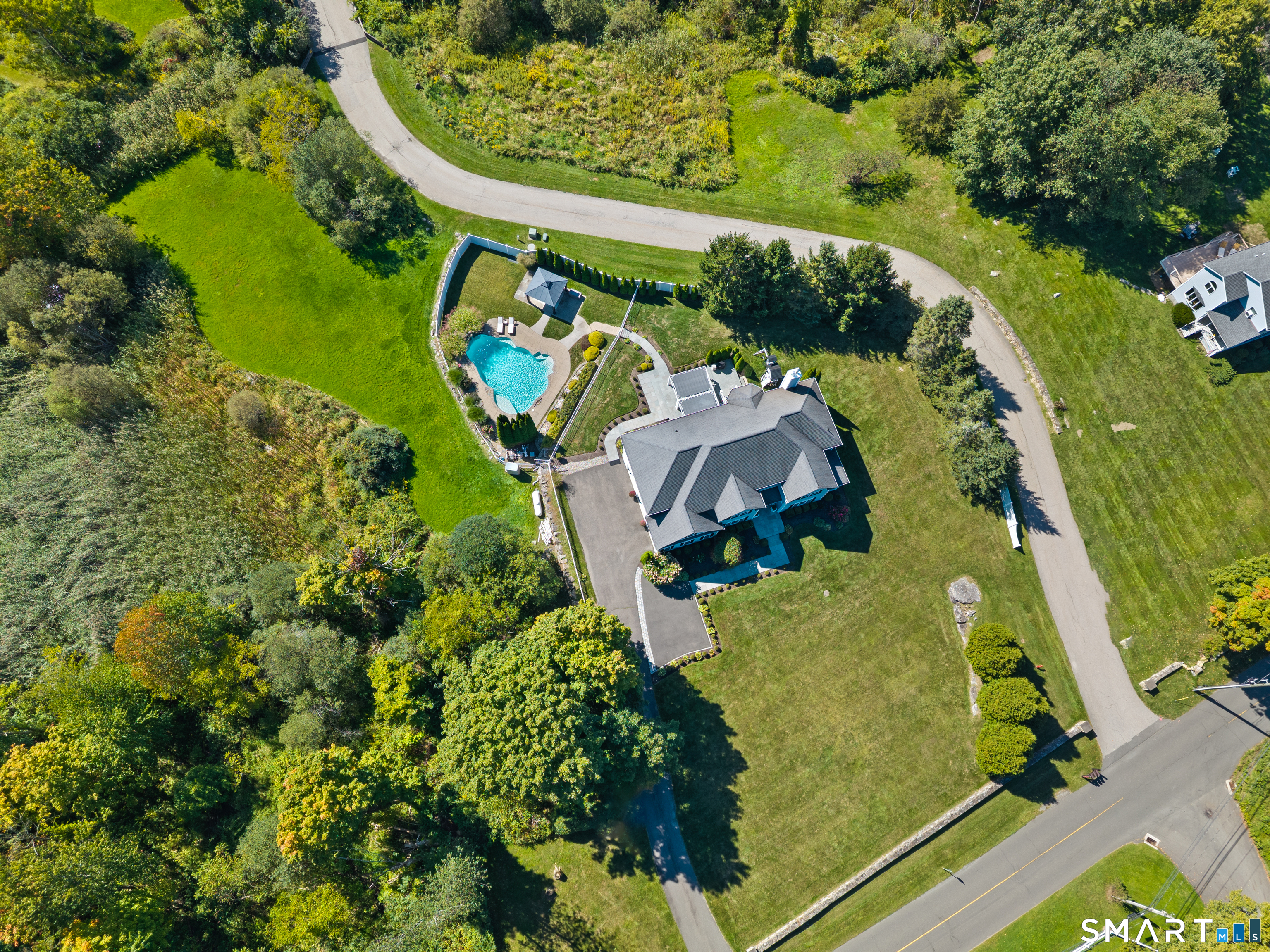 81 Pine Hill Road photo 39