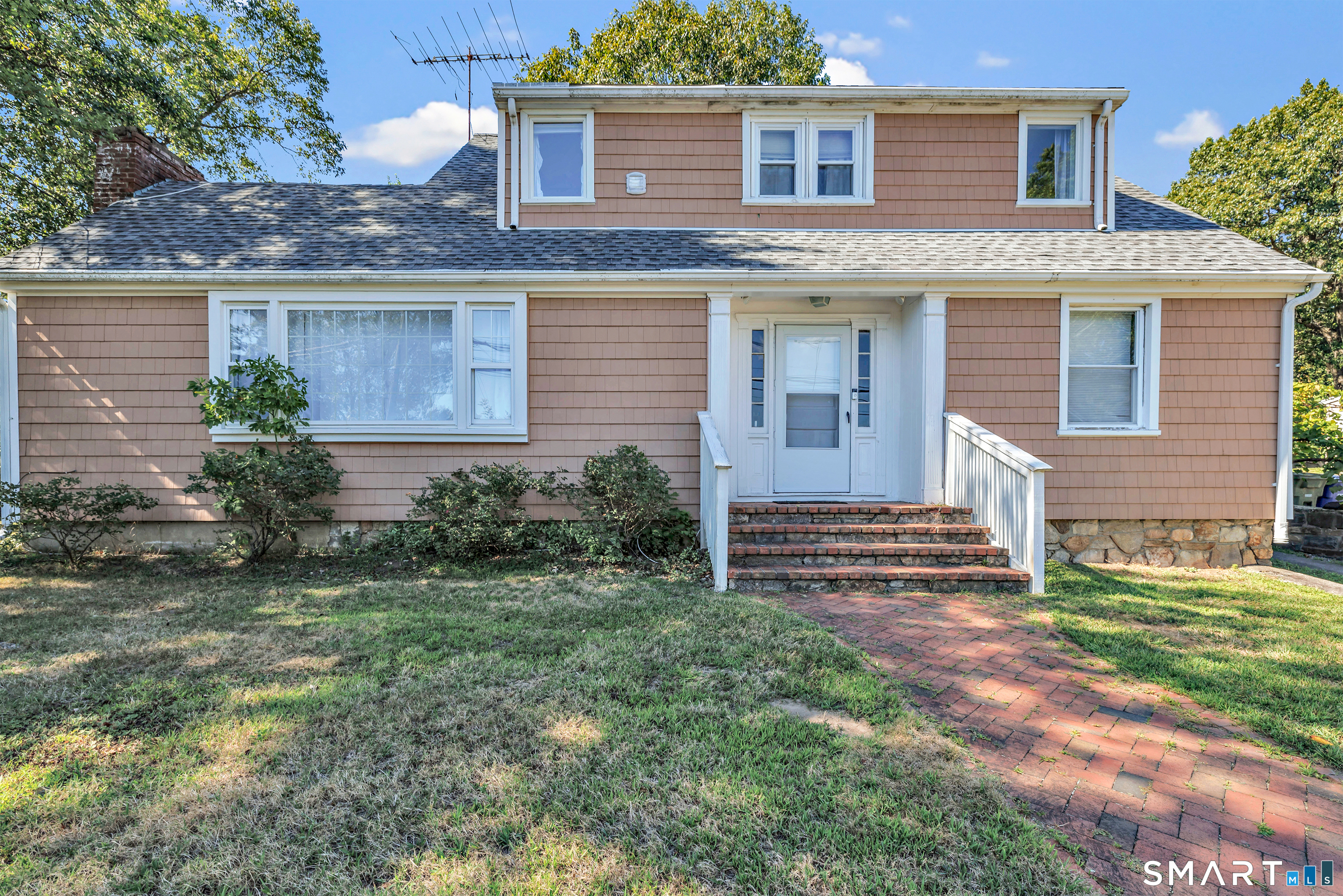 86 Vanguard Street