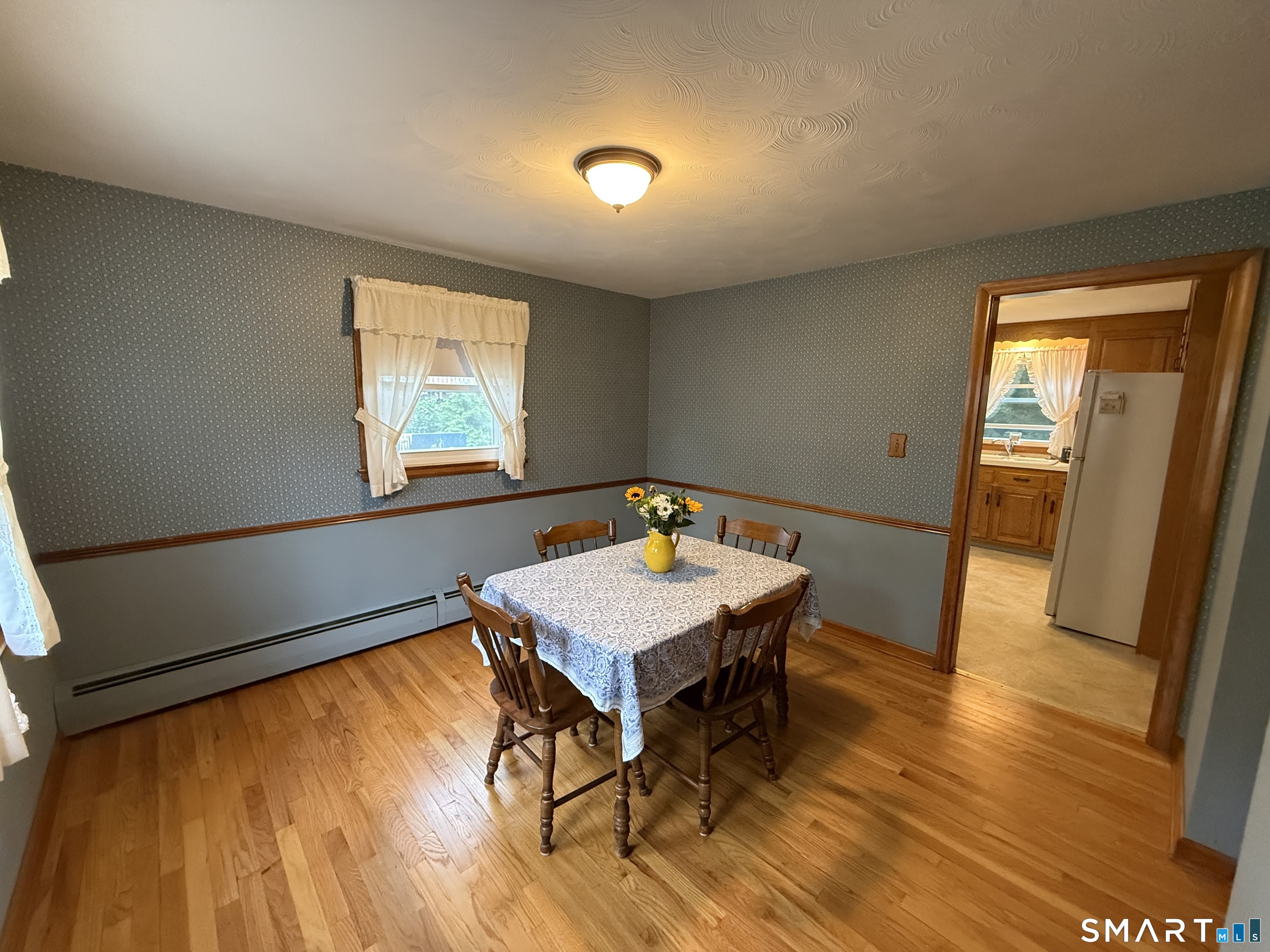 76 Felice Road photo 16
