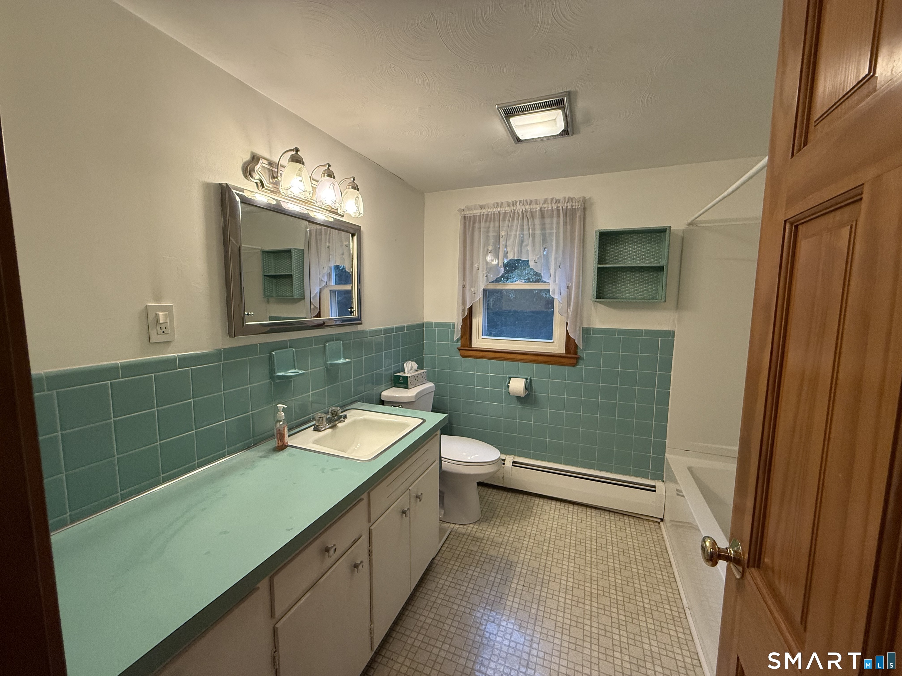 76 Felice Road photo 33