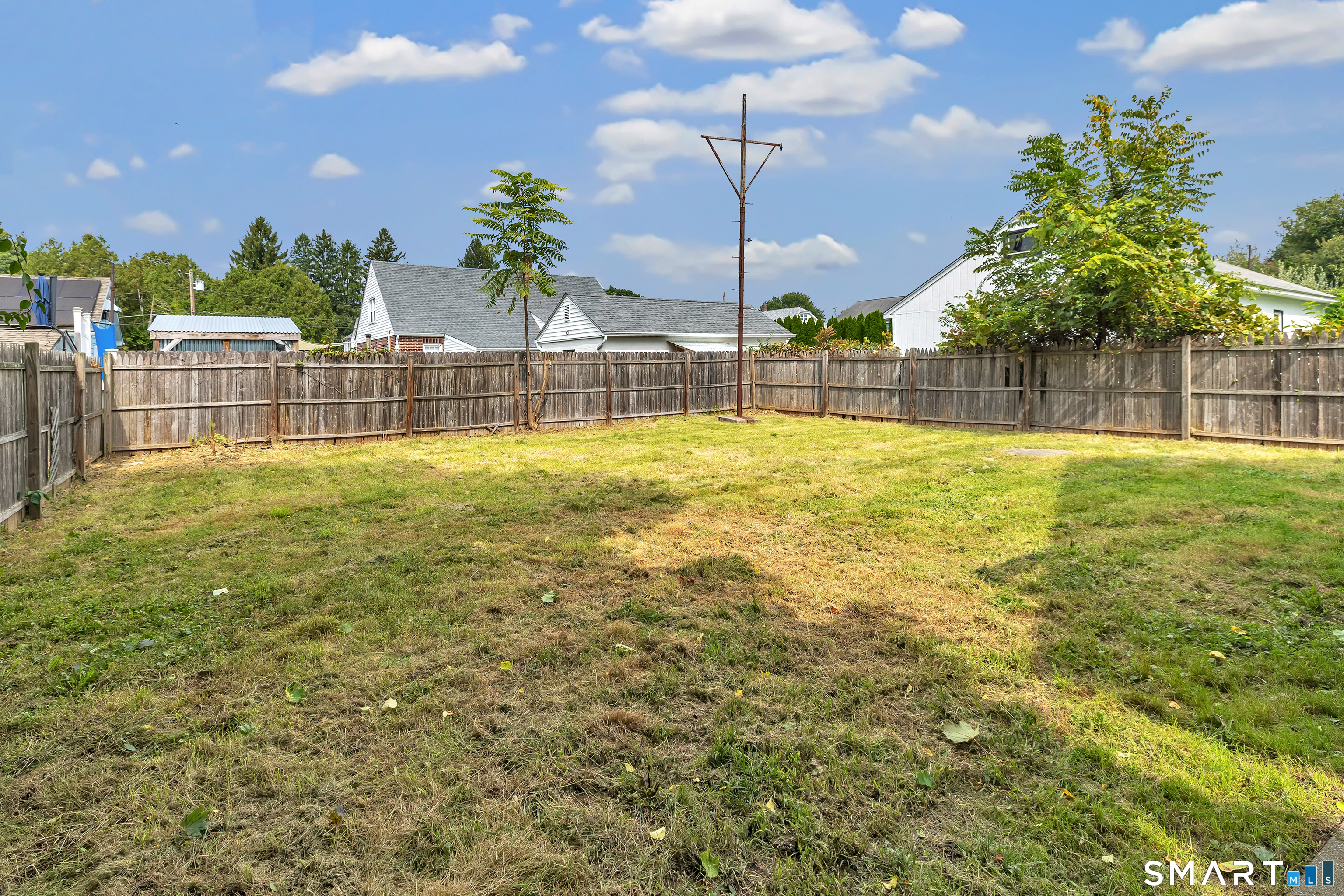 72 Bennett Avenue photo 34