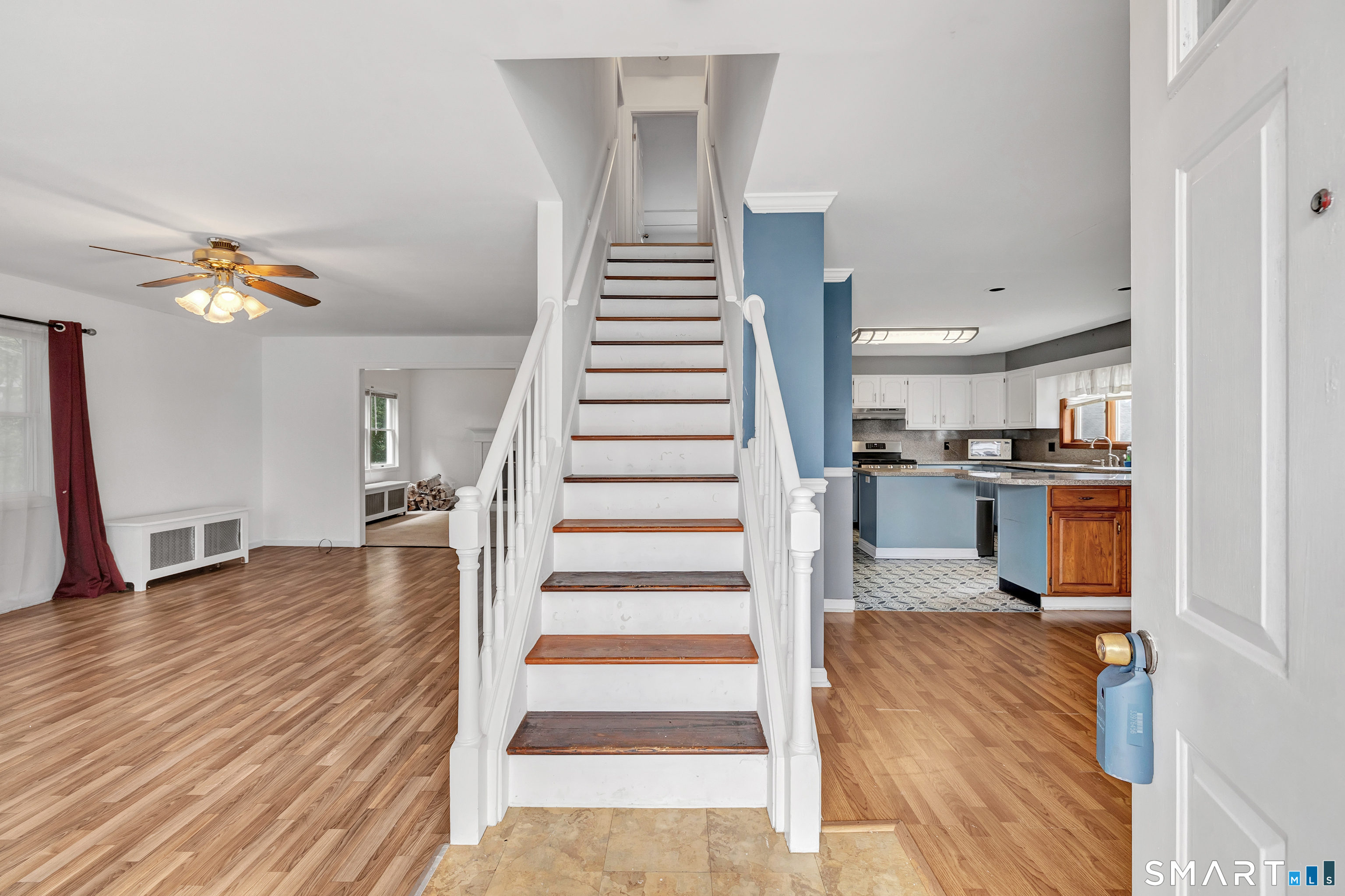 72 Bennett Avenue photo 3