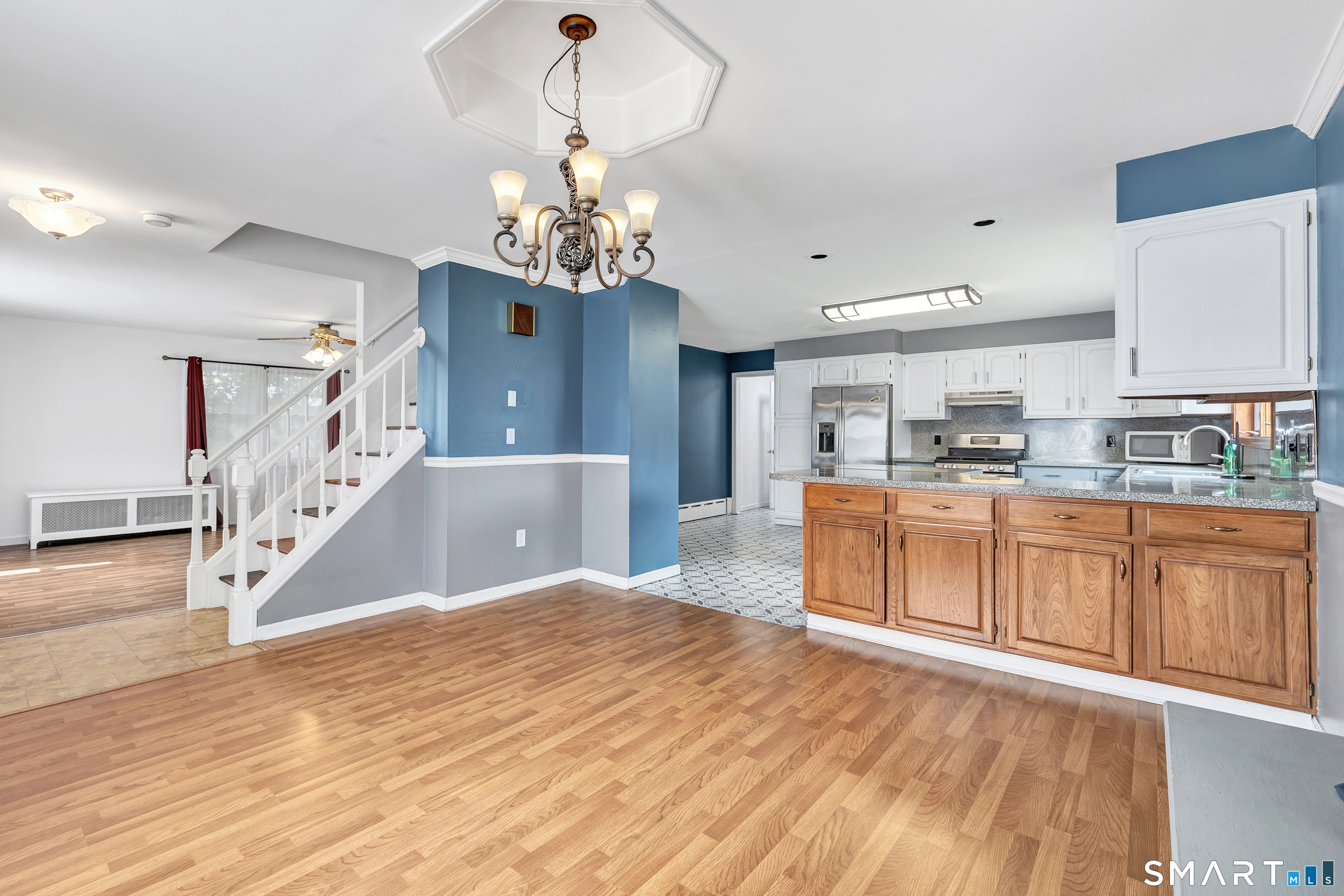 72 Bennett Avenue photo 12