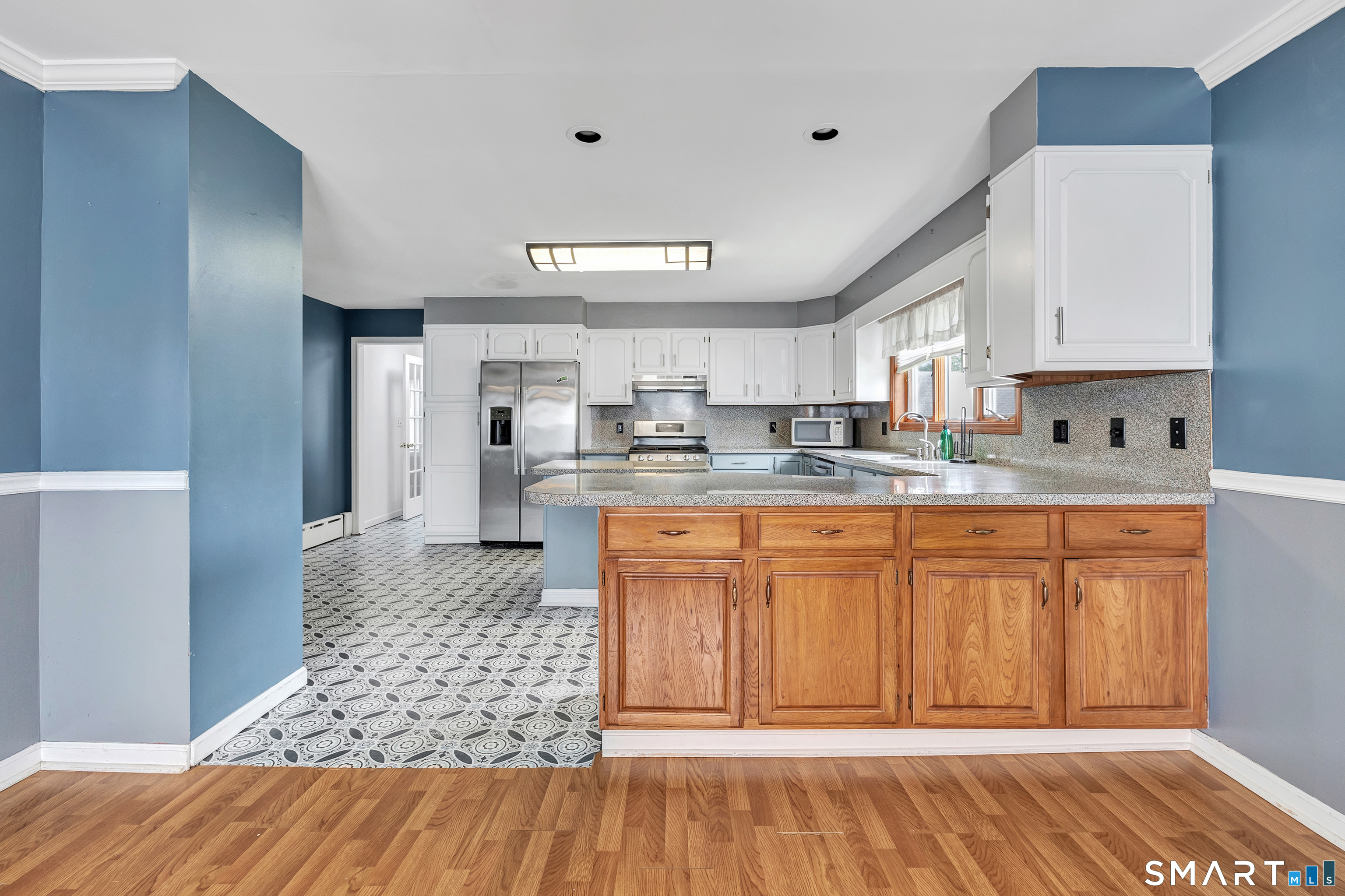 72 Bennett Avenue photo 14