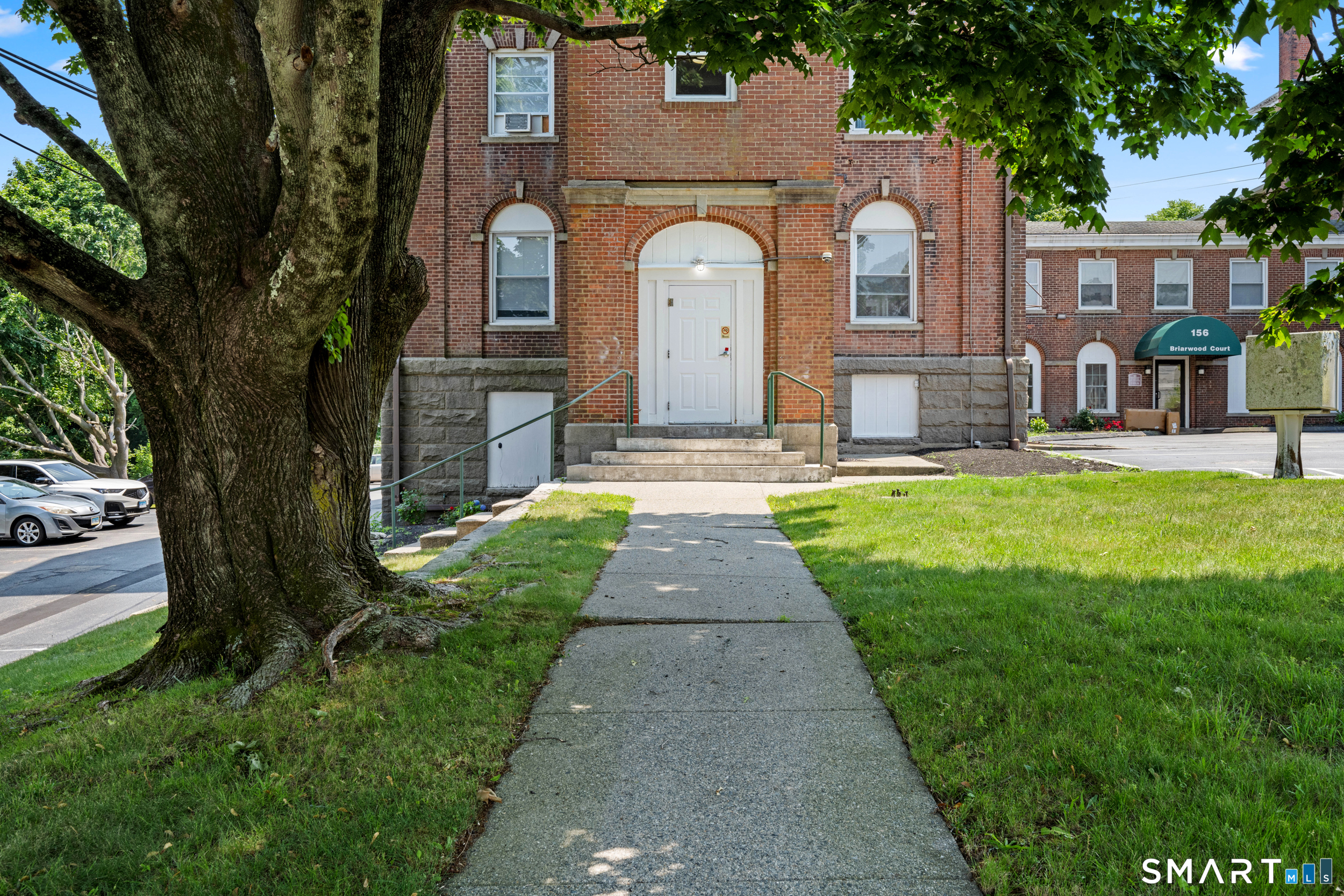 156 Garfield Avenue
