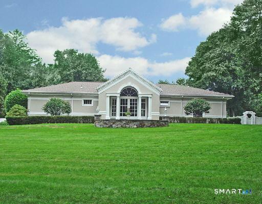 321 Oenoke Ridge — photo 1