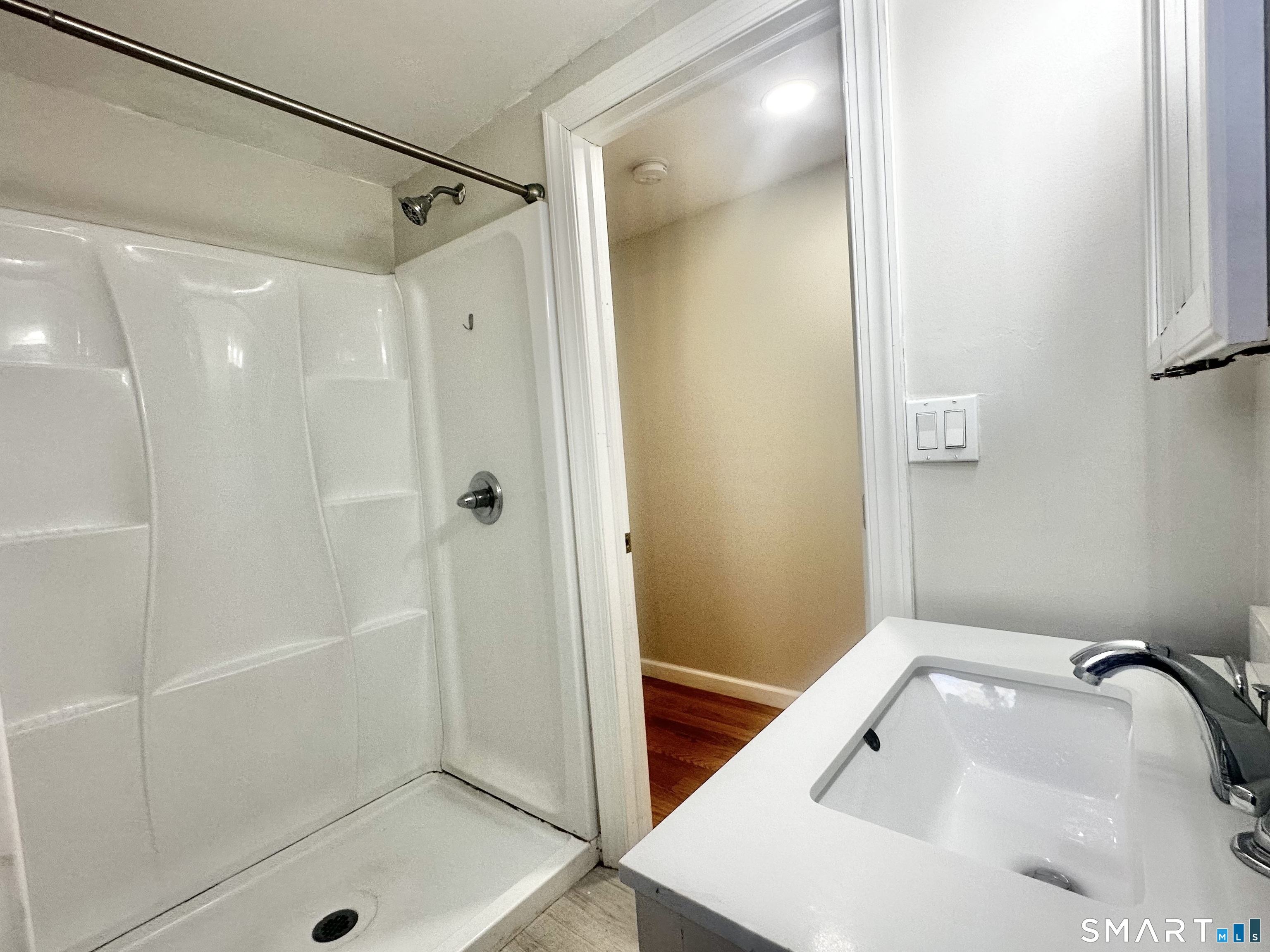 49 Pleasant Street photo 16