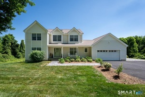 4 Fleetwood, Brookfield