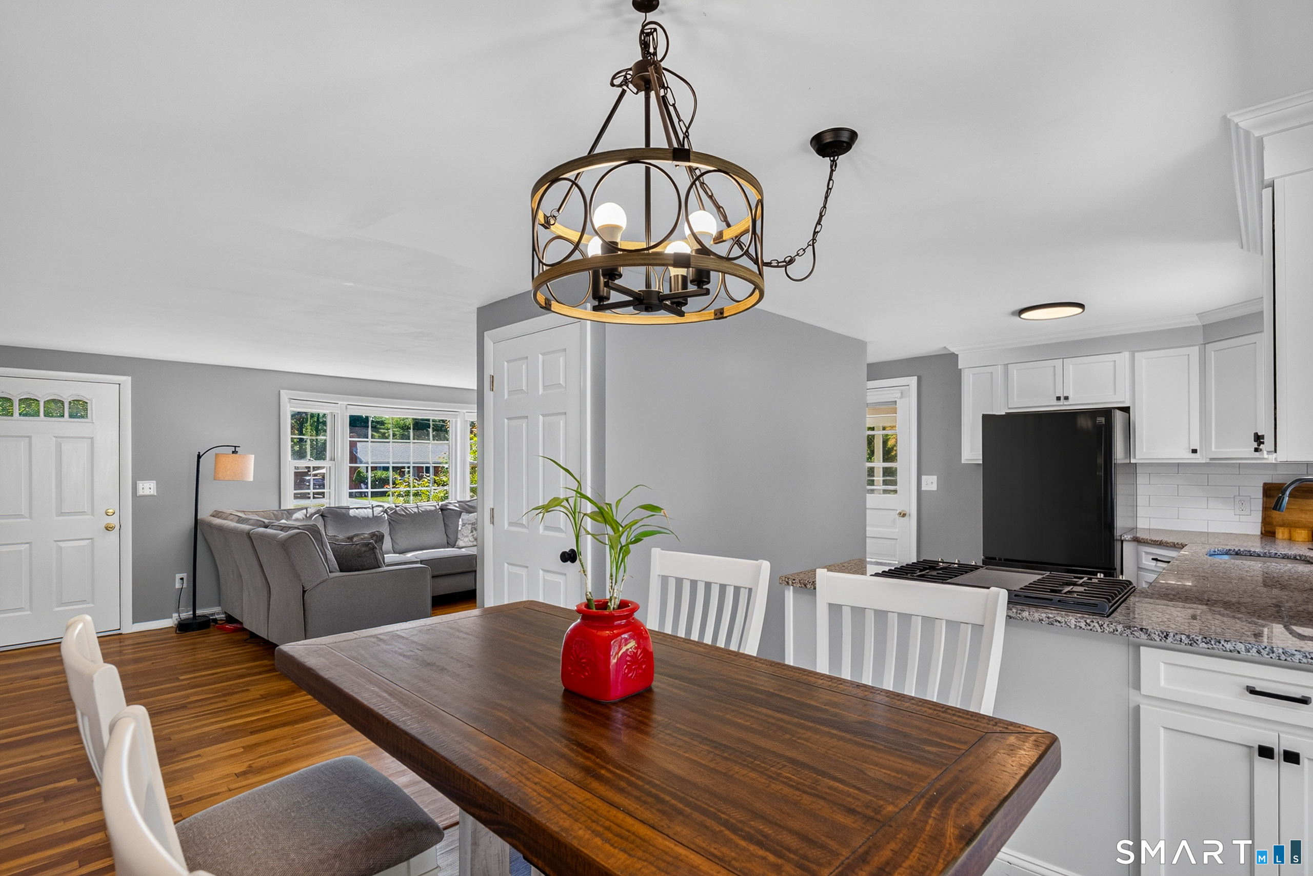 31 Barbara Road photo 16