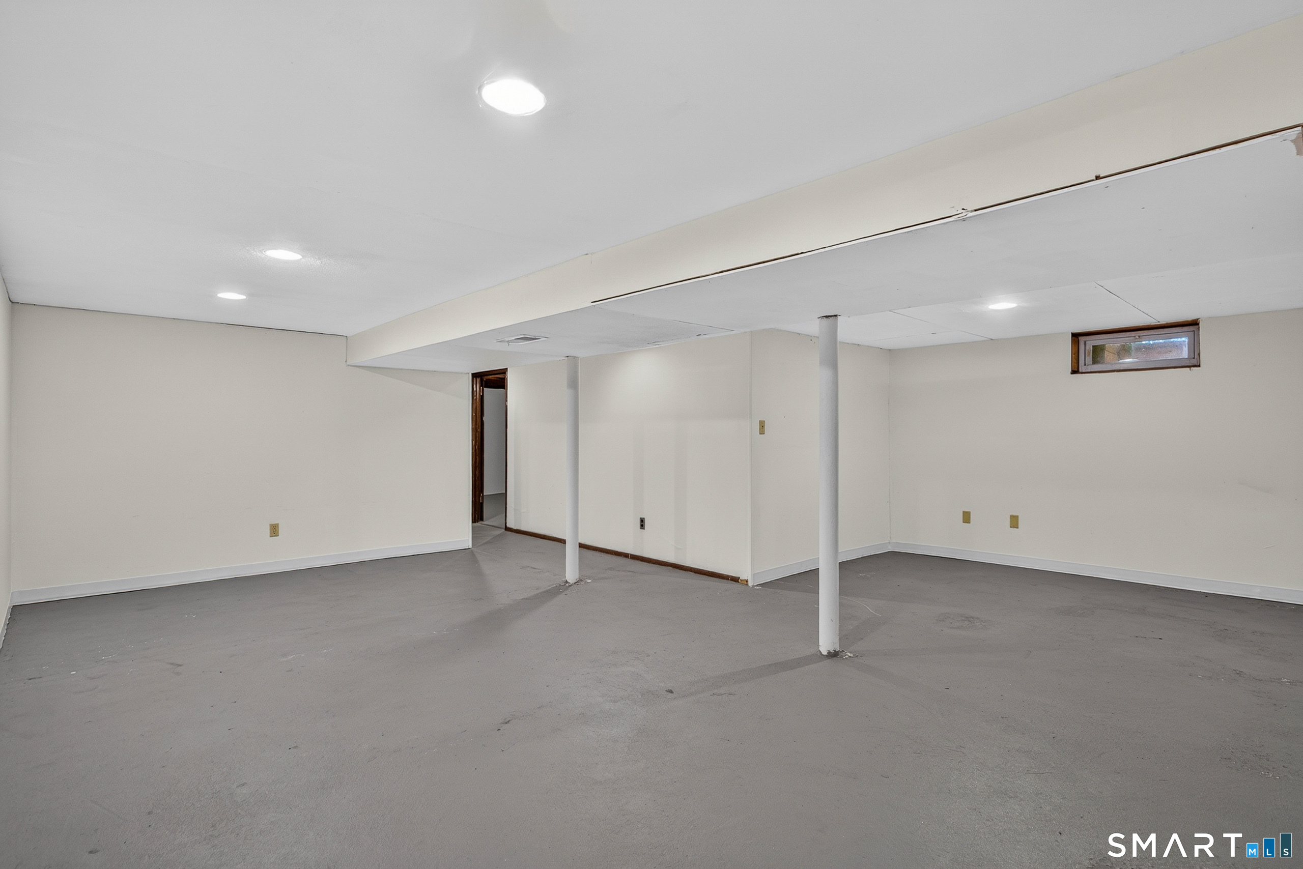 31 Barbara Road photo 26
