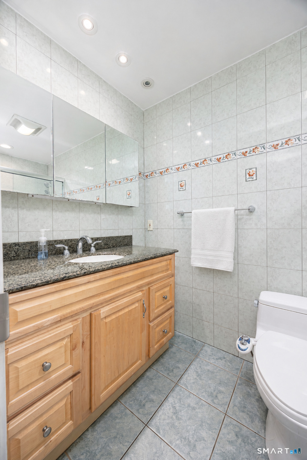 237 Strawberry Hill Avenue Unit #37 photo 11