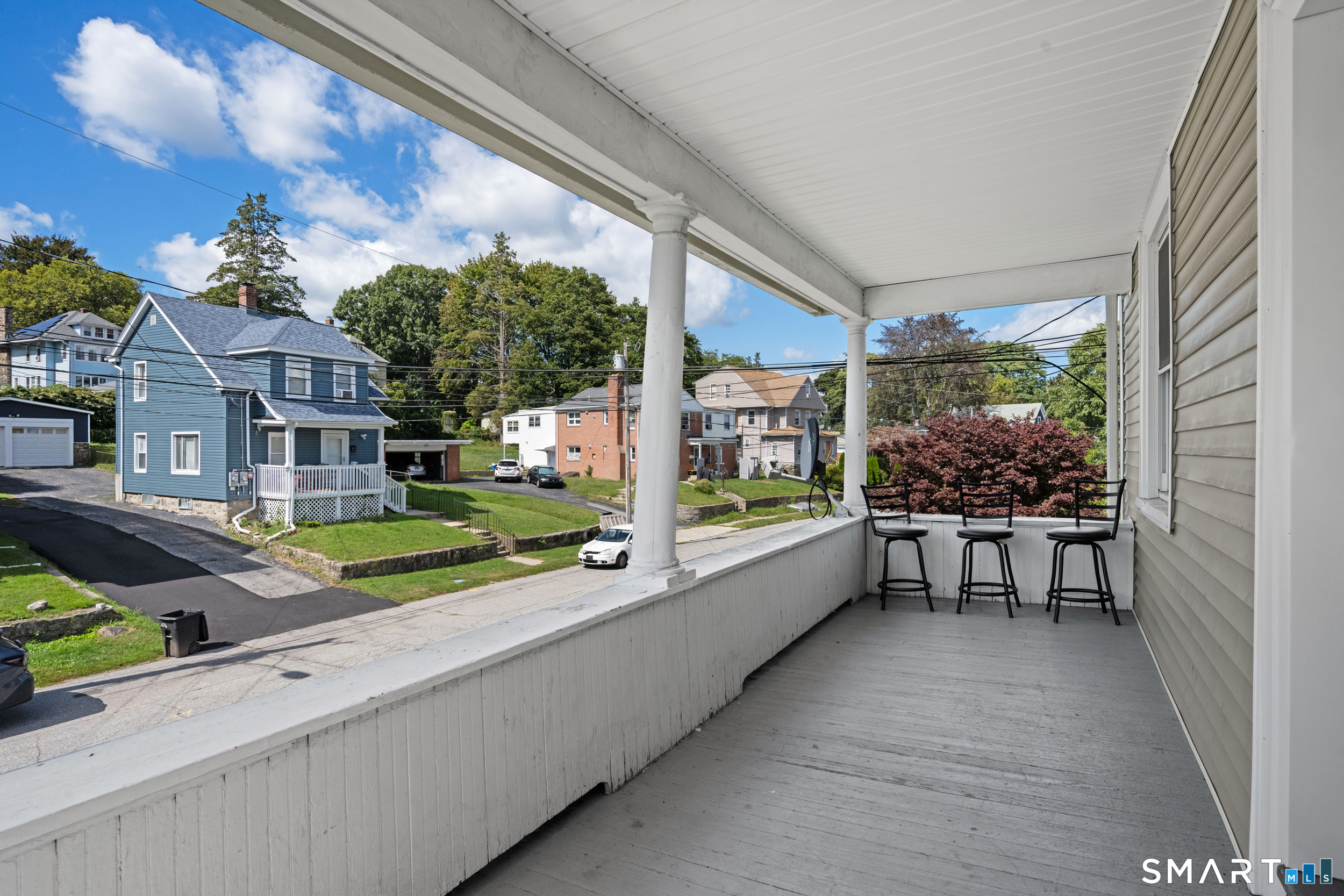 88 Riverview Avenue, New London, CT 06320