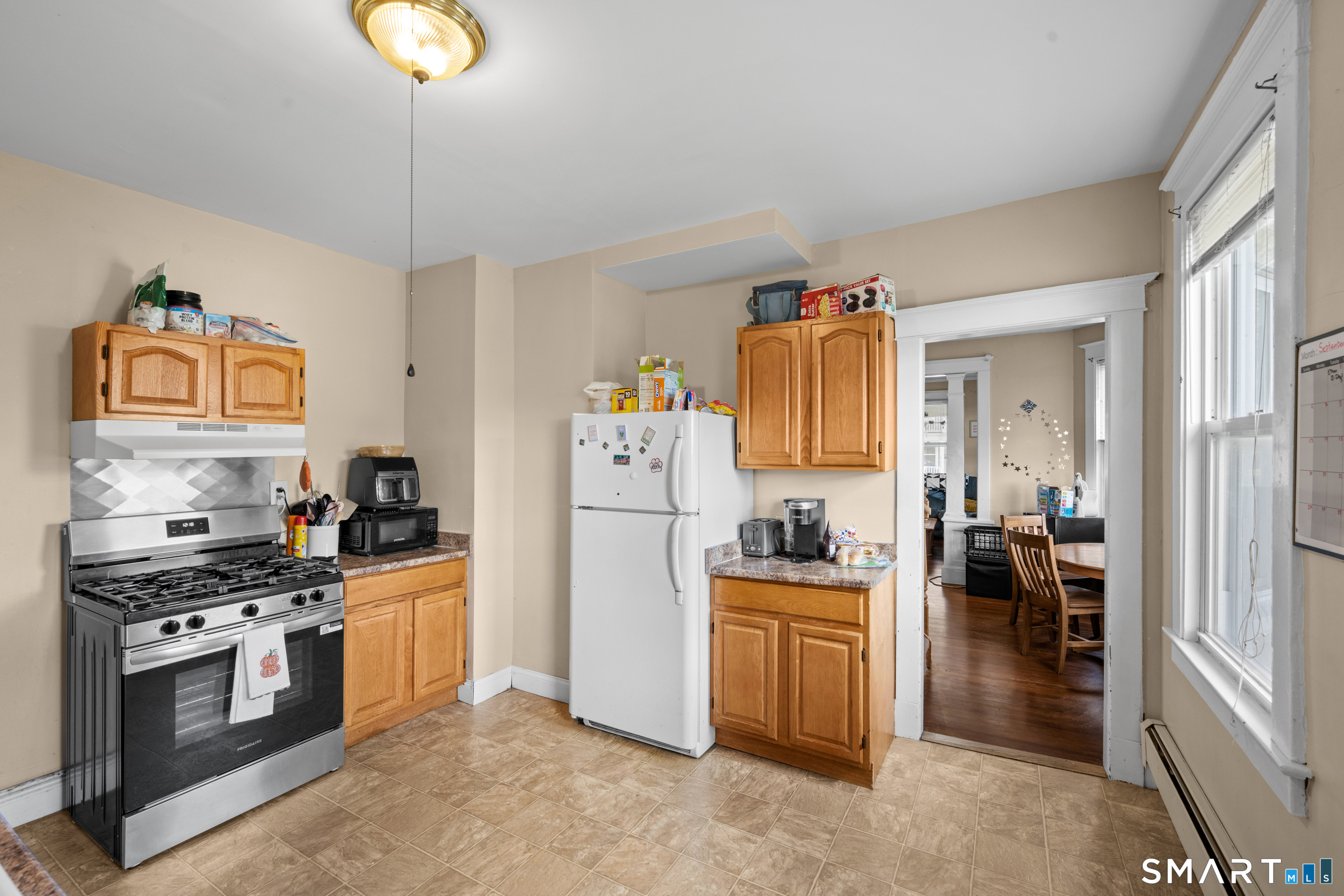 88 Riverview Avenue, New London, CT 06320