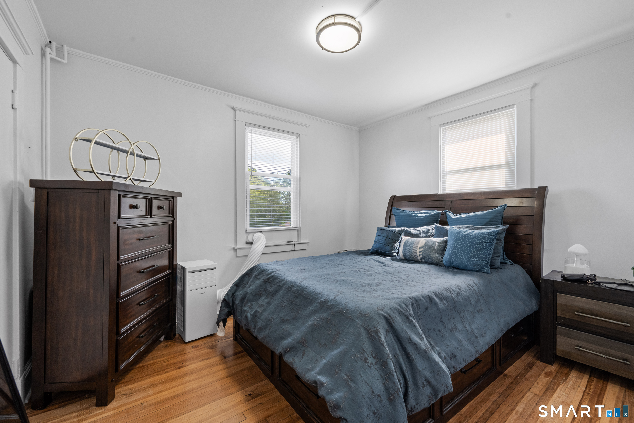88 Riverview Avenue, New London, CT 06320