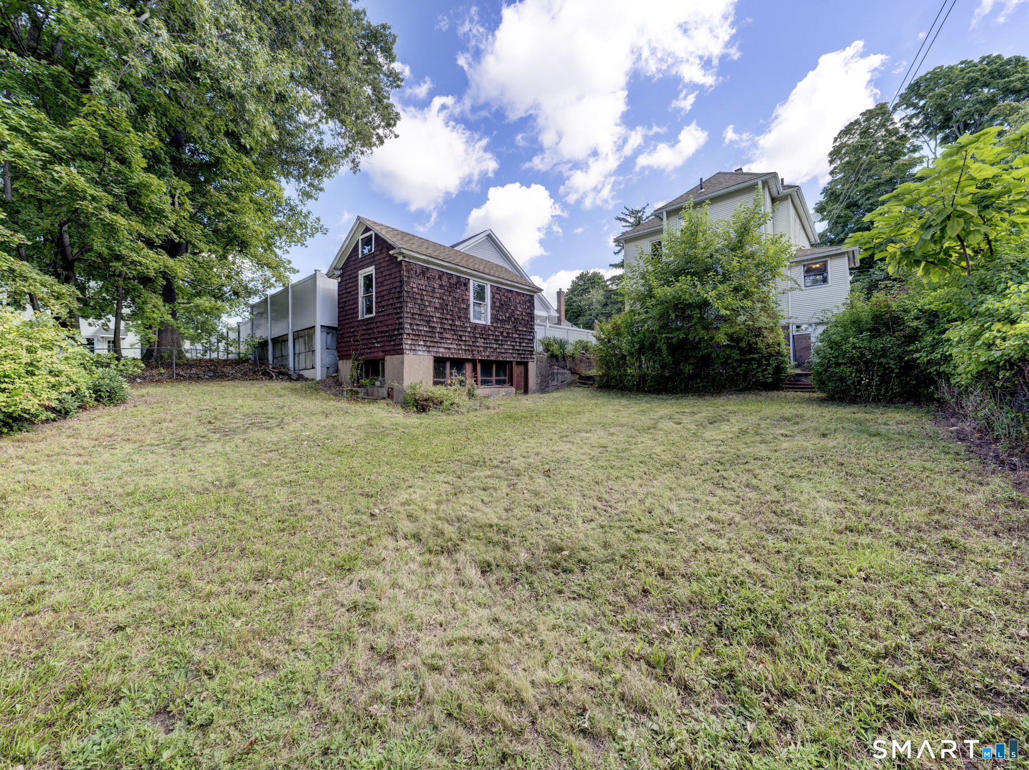 98 Norman Street photo 36