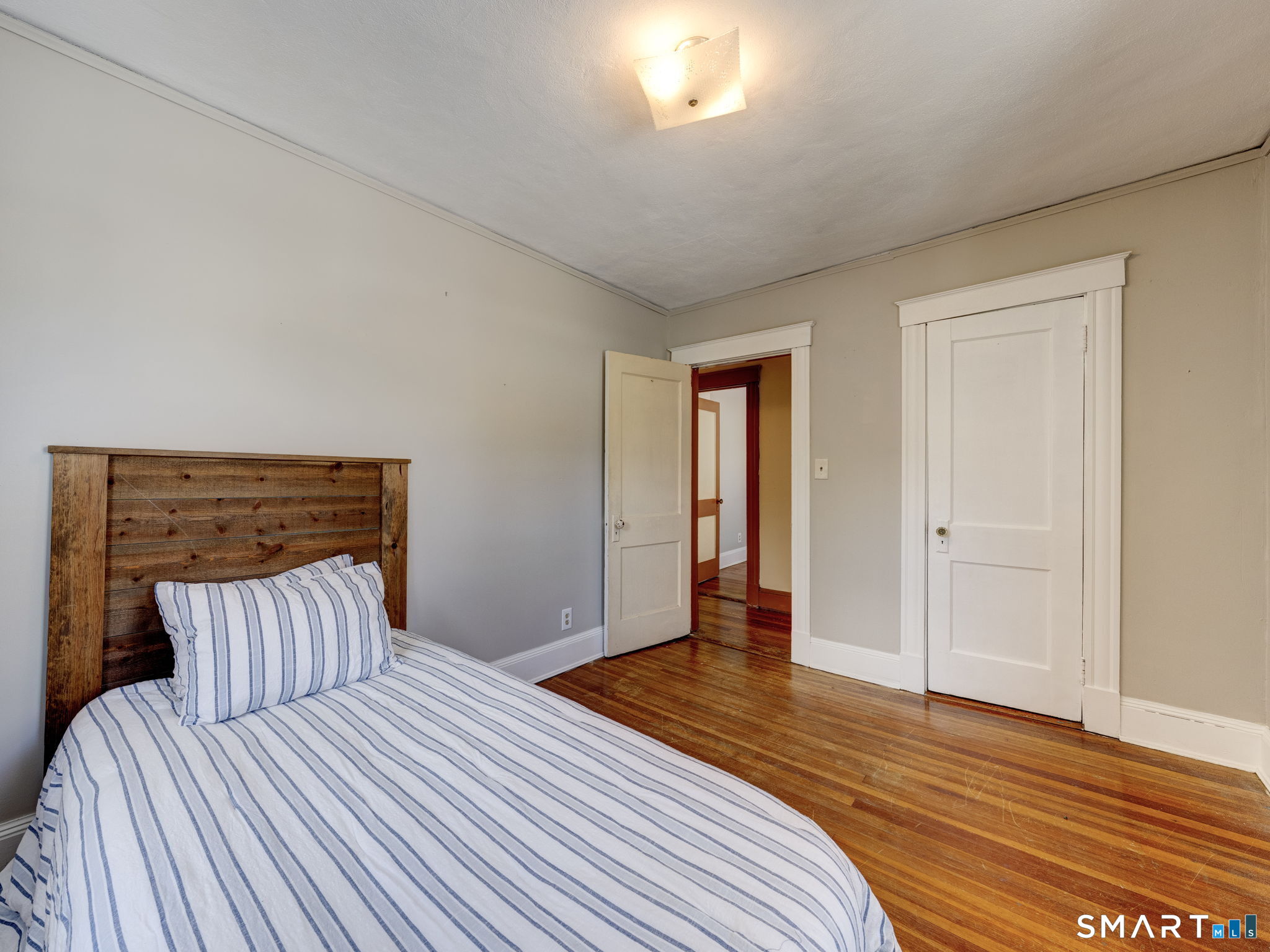 98 Norman Street photo 26