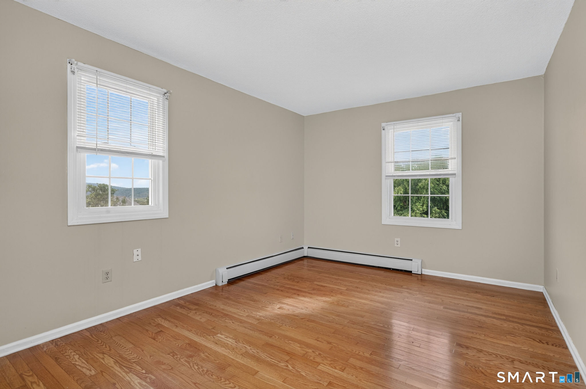 4 Huntington Ridge Road photo 33
