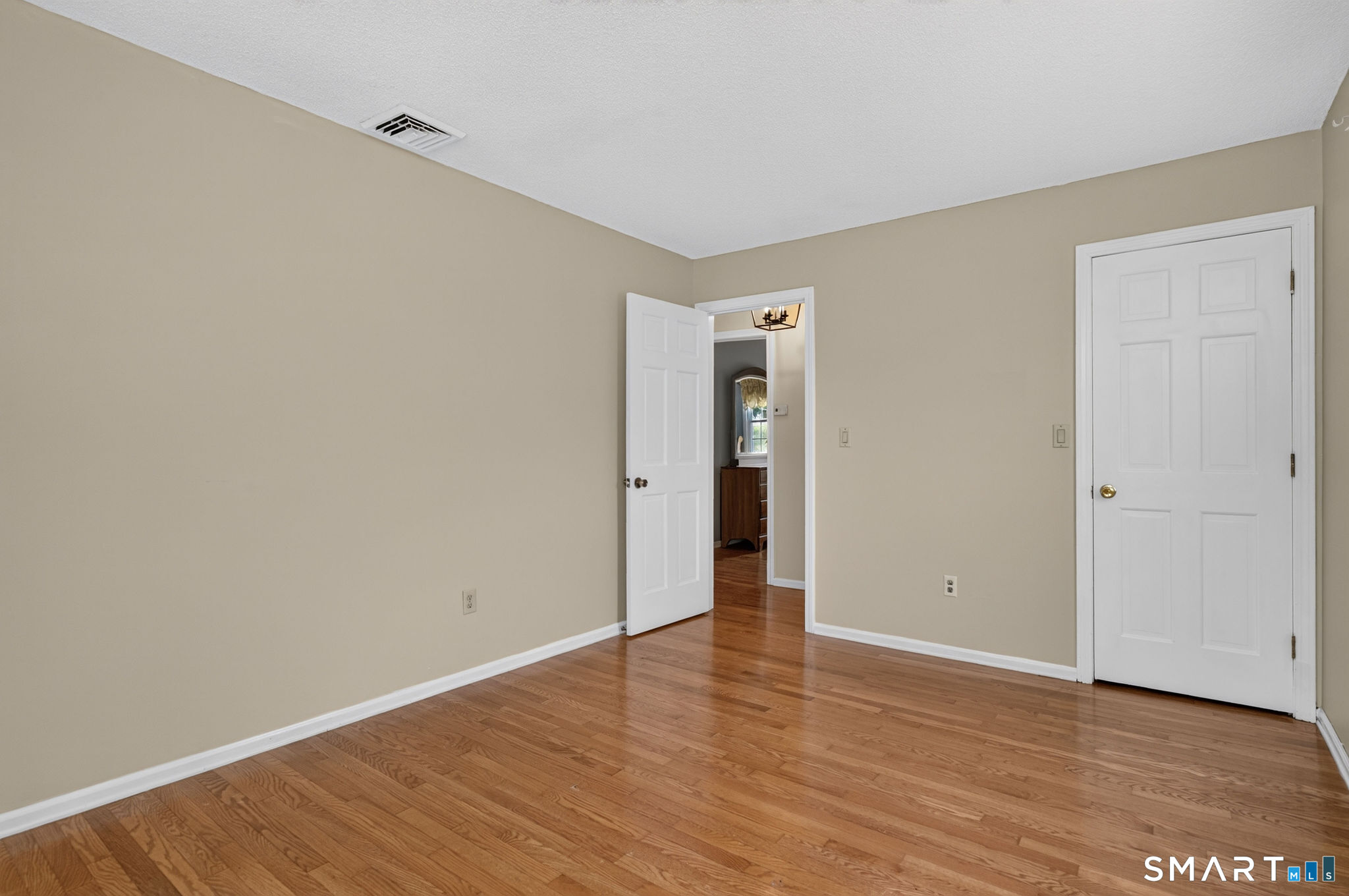 4 Huntington Ridge Road photo 34