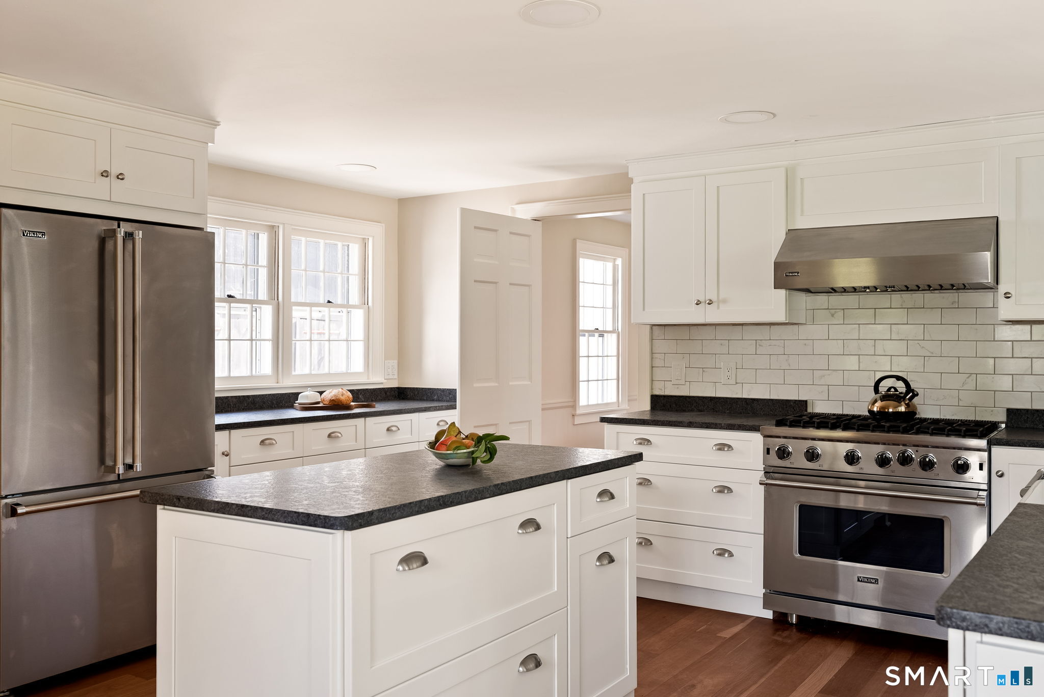 15 Cobble Road photo 32