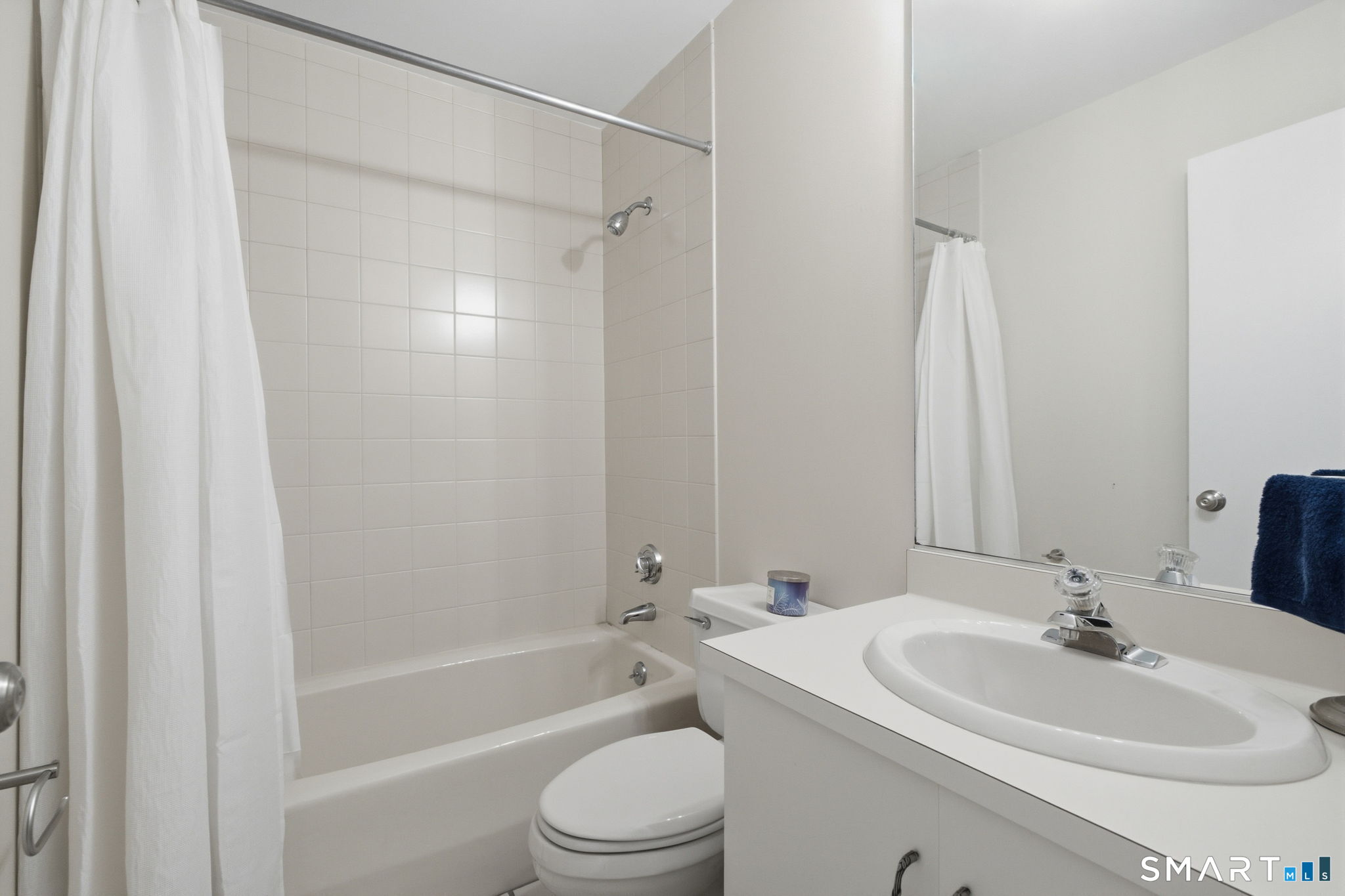 2437 Bedford Street Unit #C17 photo 17
