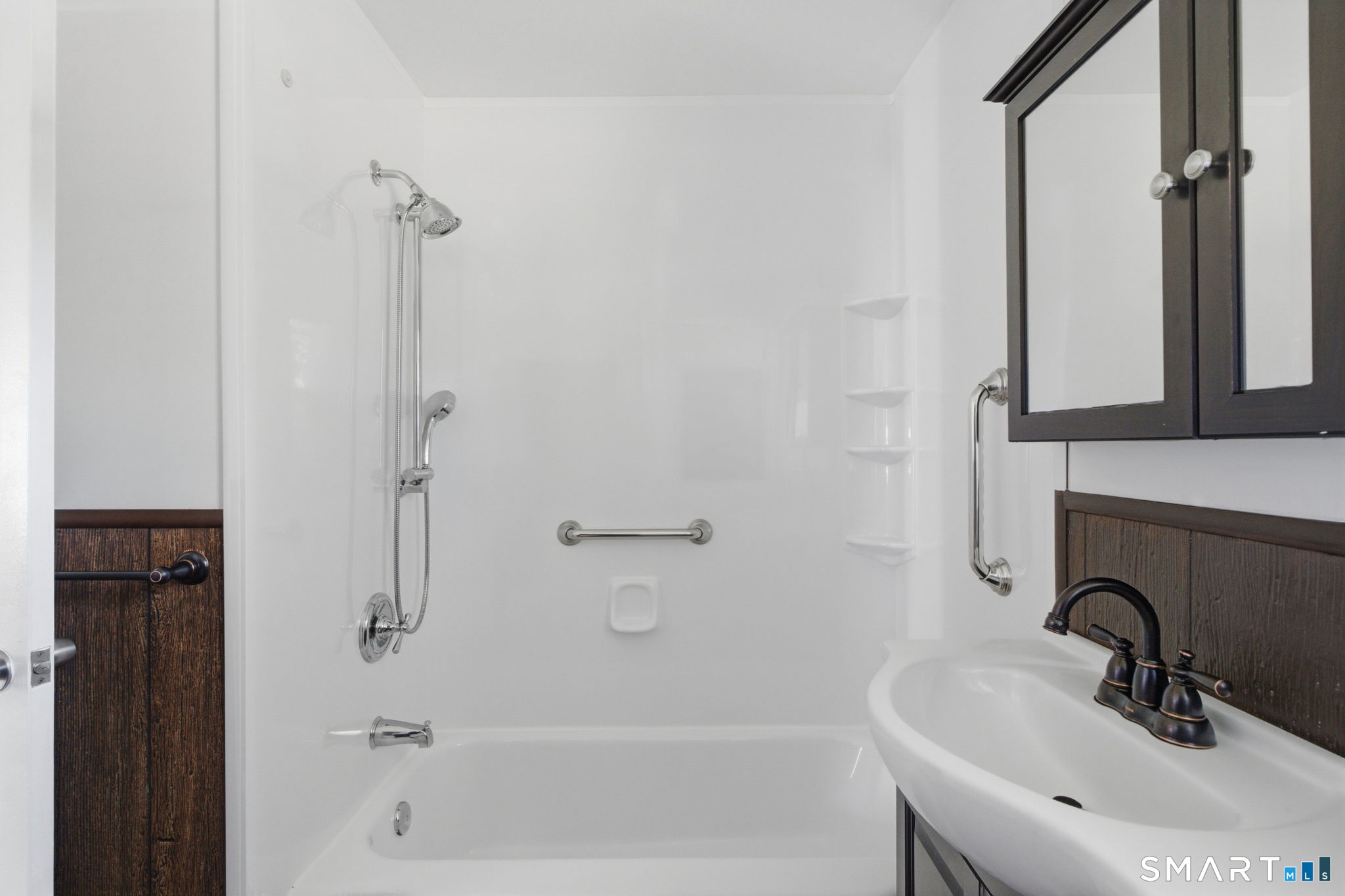 72 Orchard Drive photo 12
