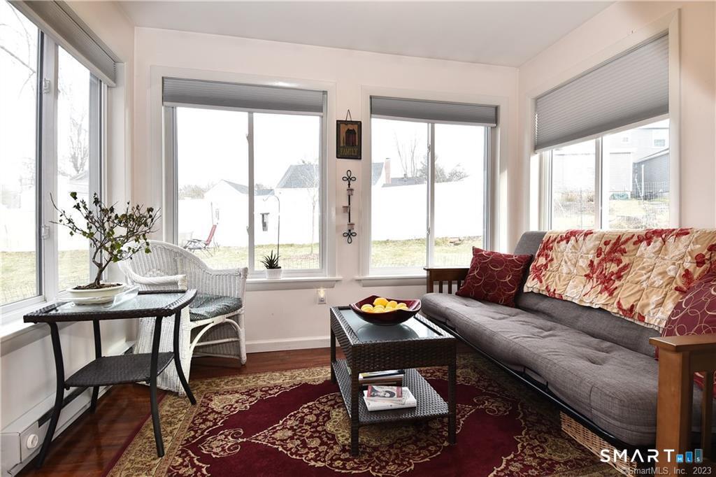32 Barton Circle photo 11