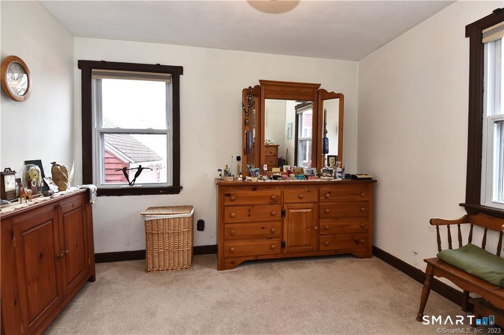 32 Barton Circle photo 16