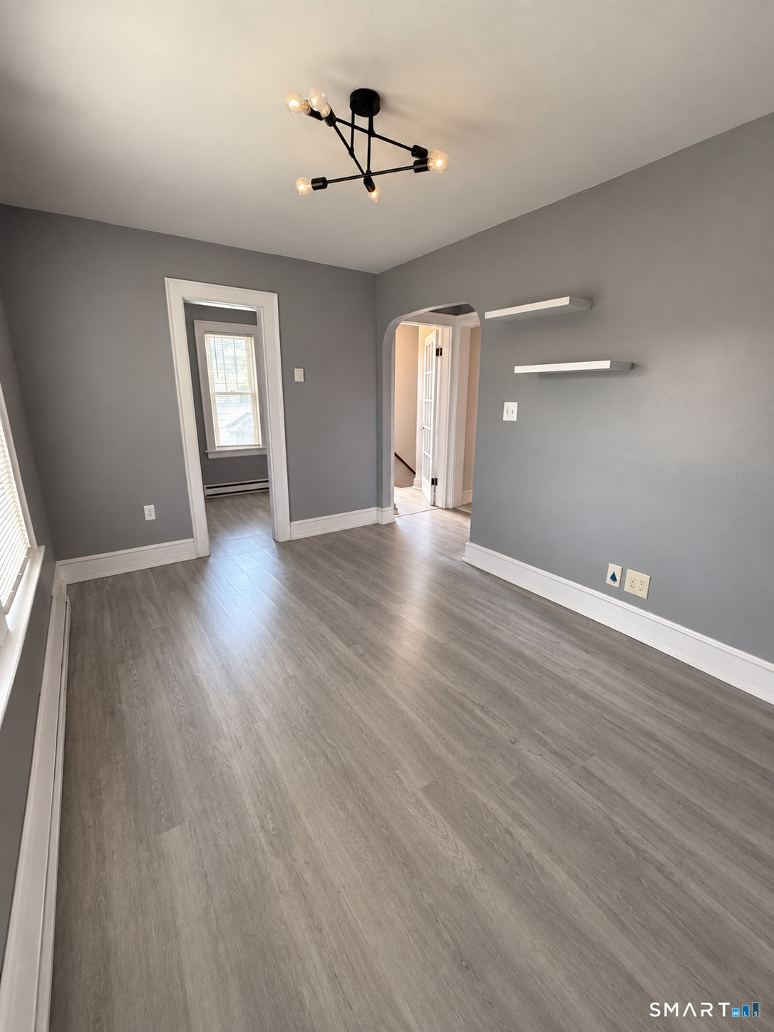 115 N Hoadley Street photo 23