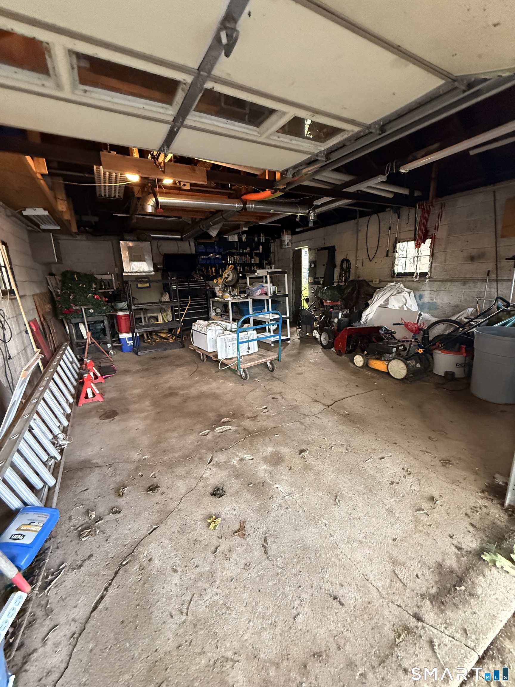 115 N Hoadley Street photo 31