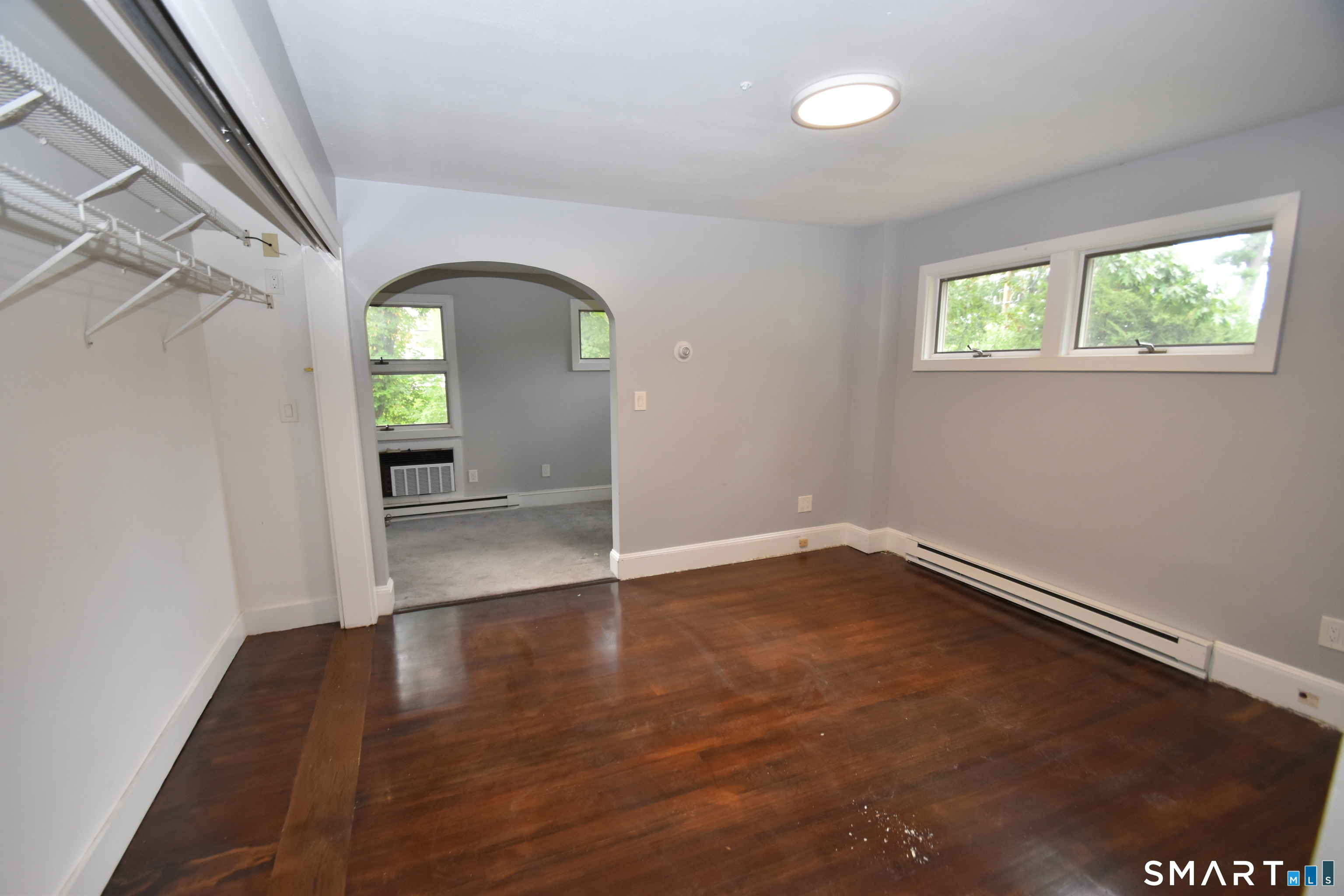 880 South Quaker Lane photo 18