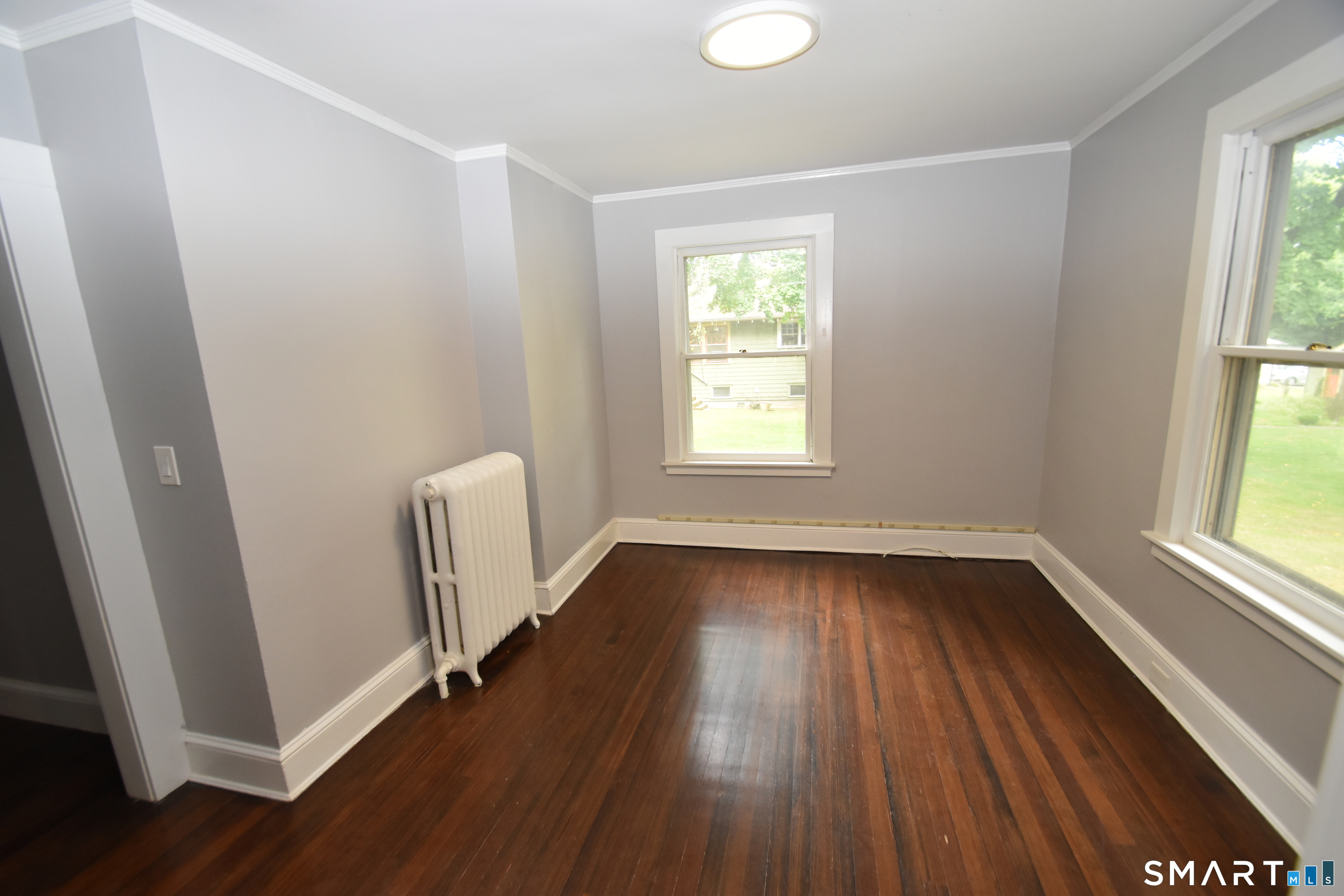 880 South Quaker Lane photo 19