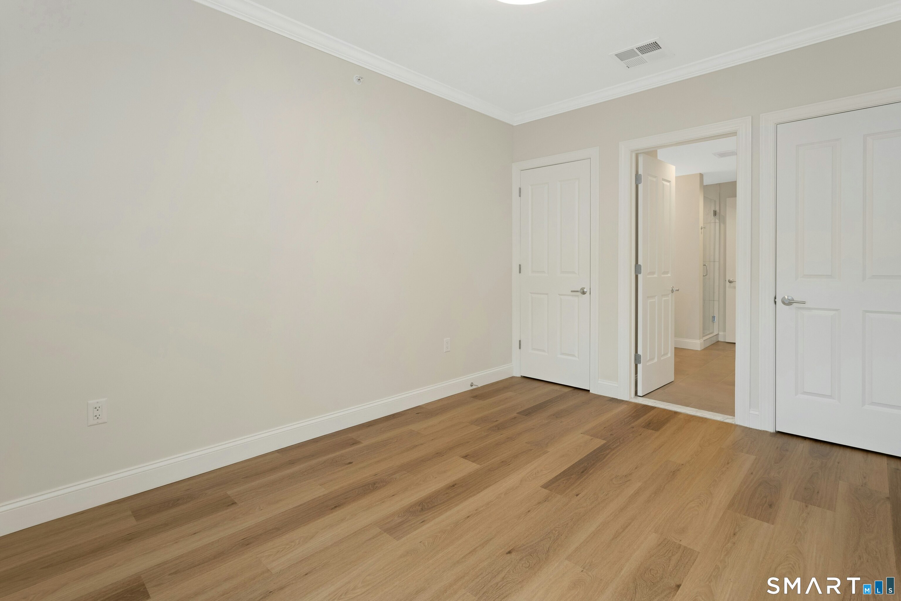340 Heights Road Unit #305 photo 9