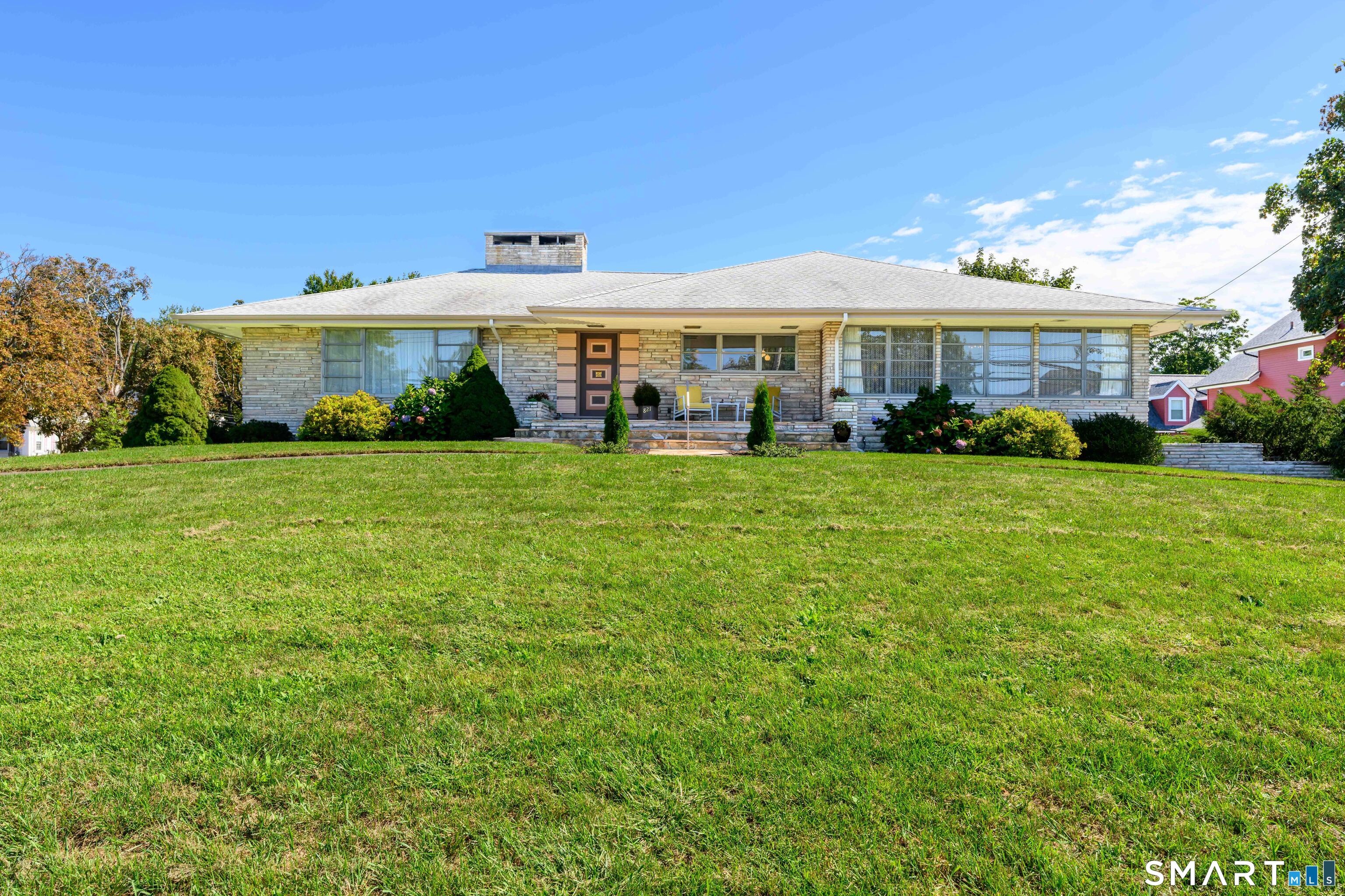 821 Townsend Avenue photo 39