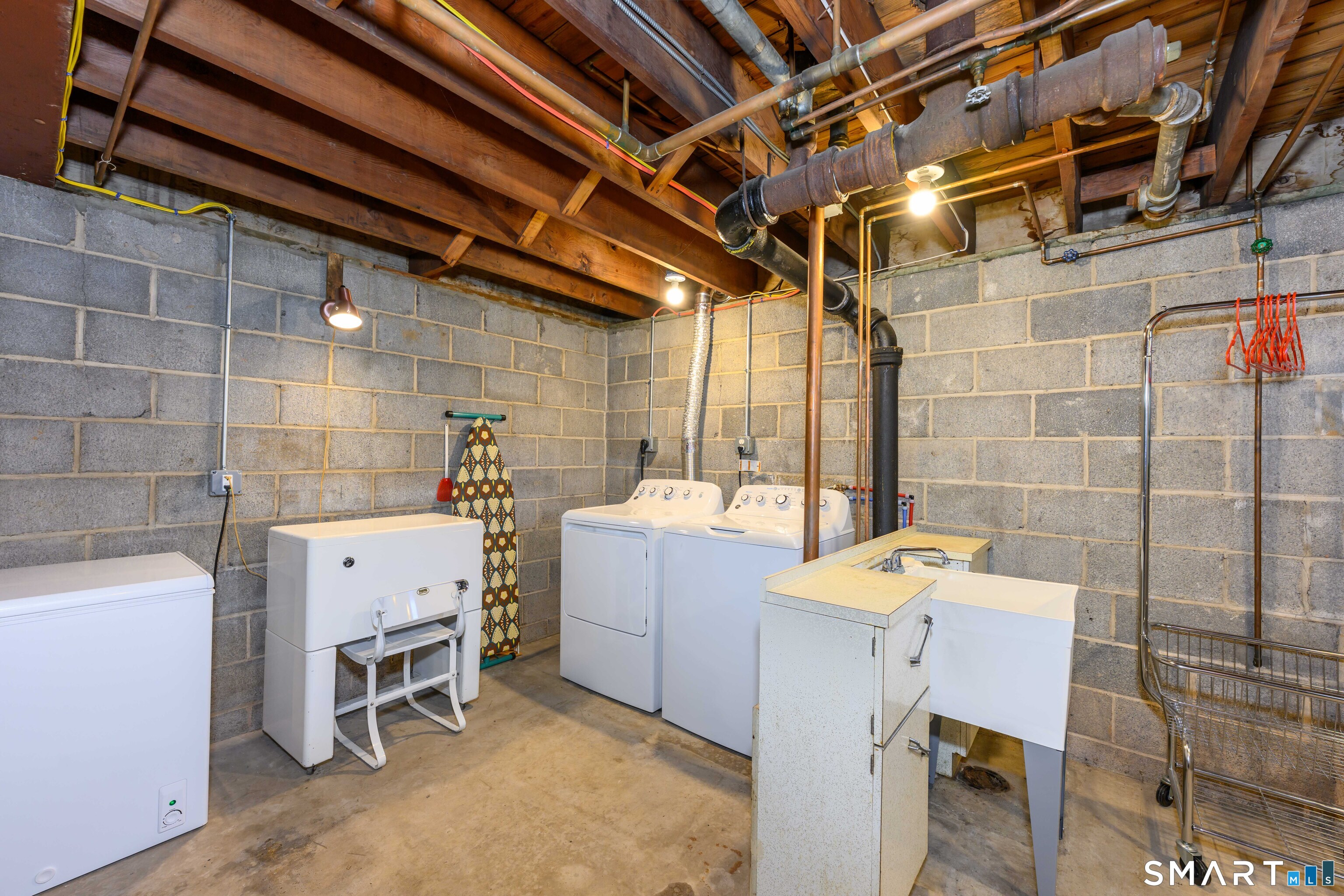 821 Townsend Avenue photo 34