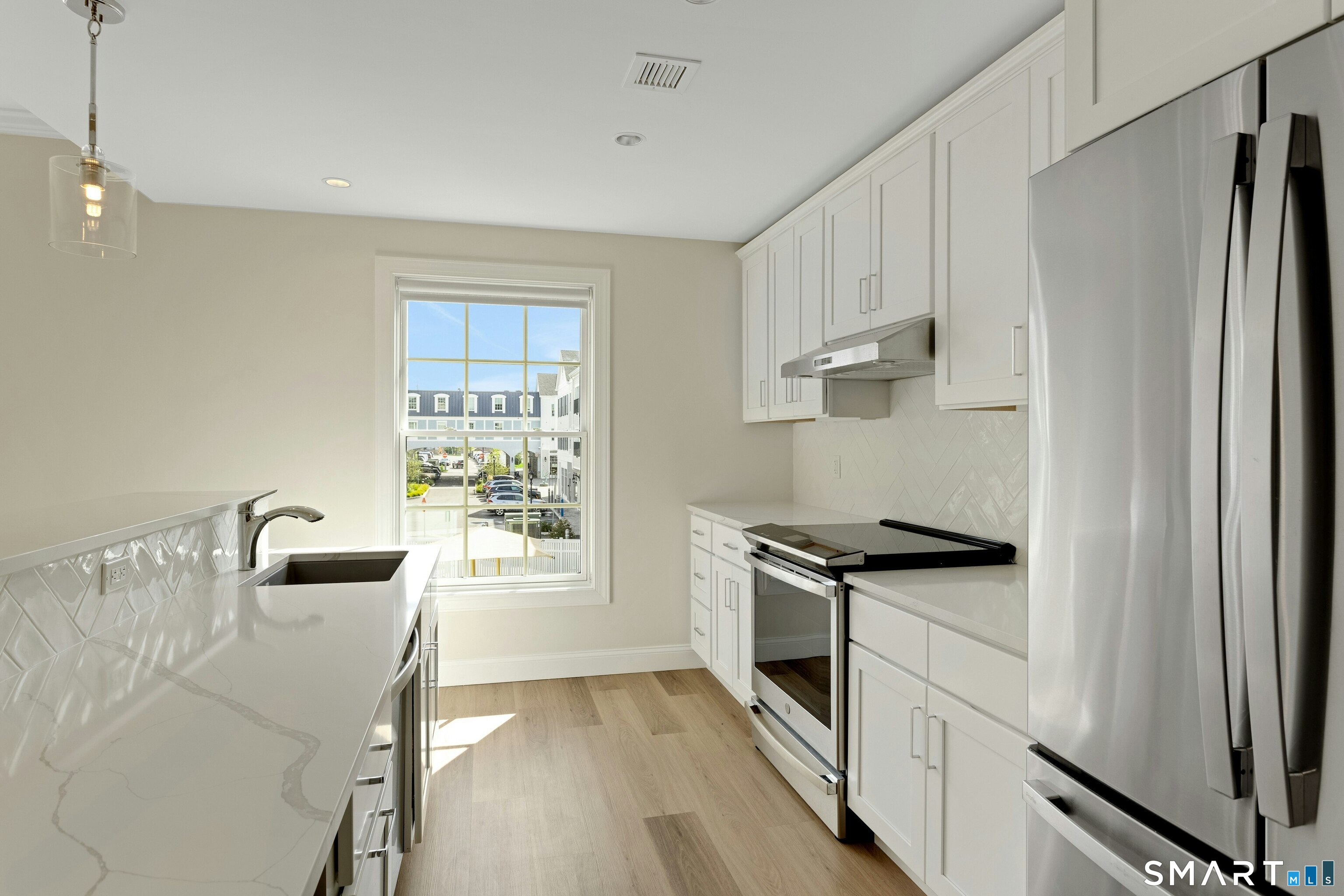 440 Heights Road, Darien, Connecticut photo 3
