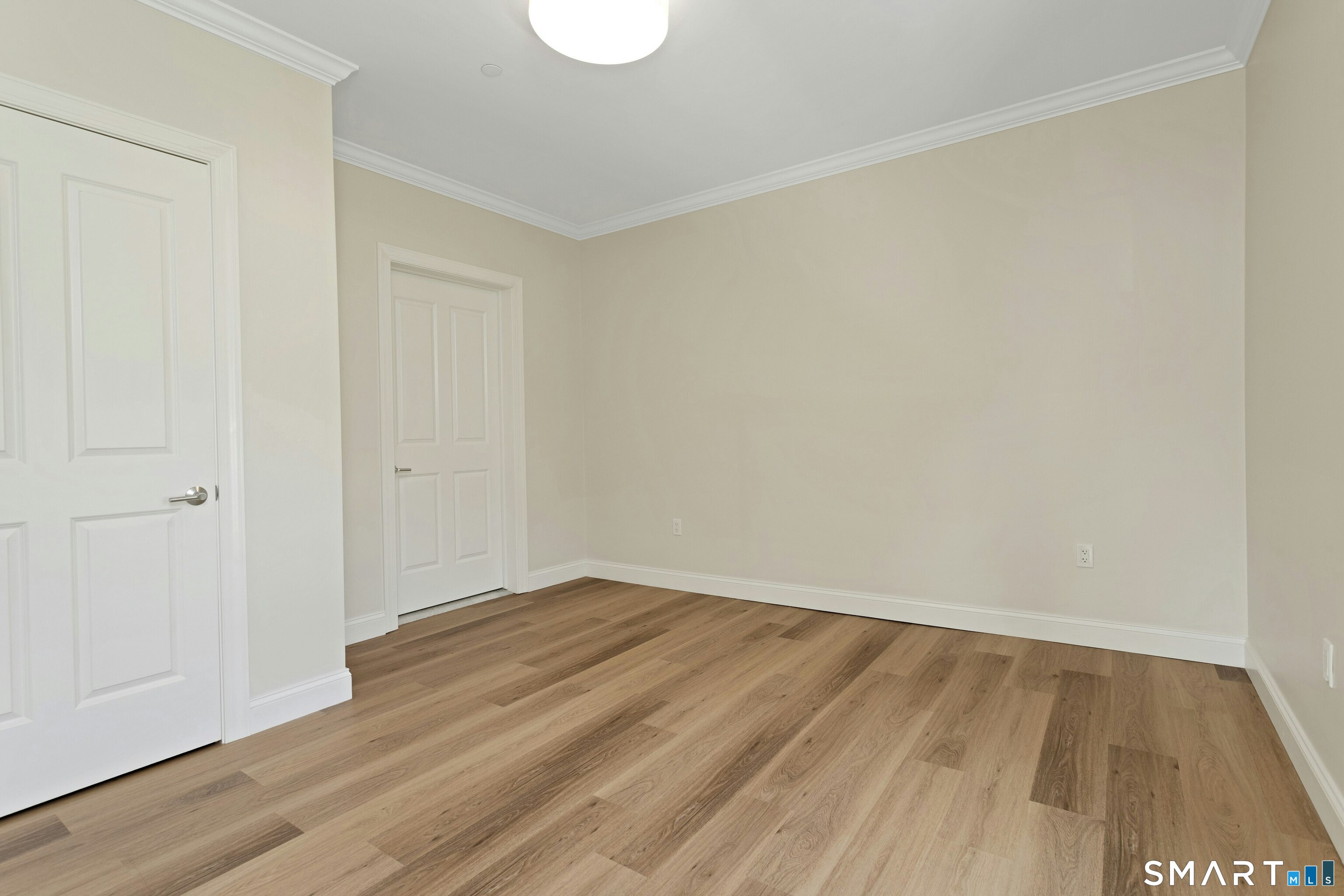 440 Heights Road Unit #201 photo 6
