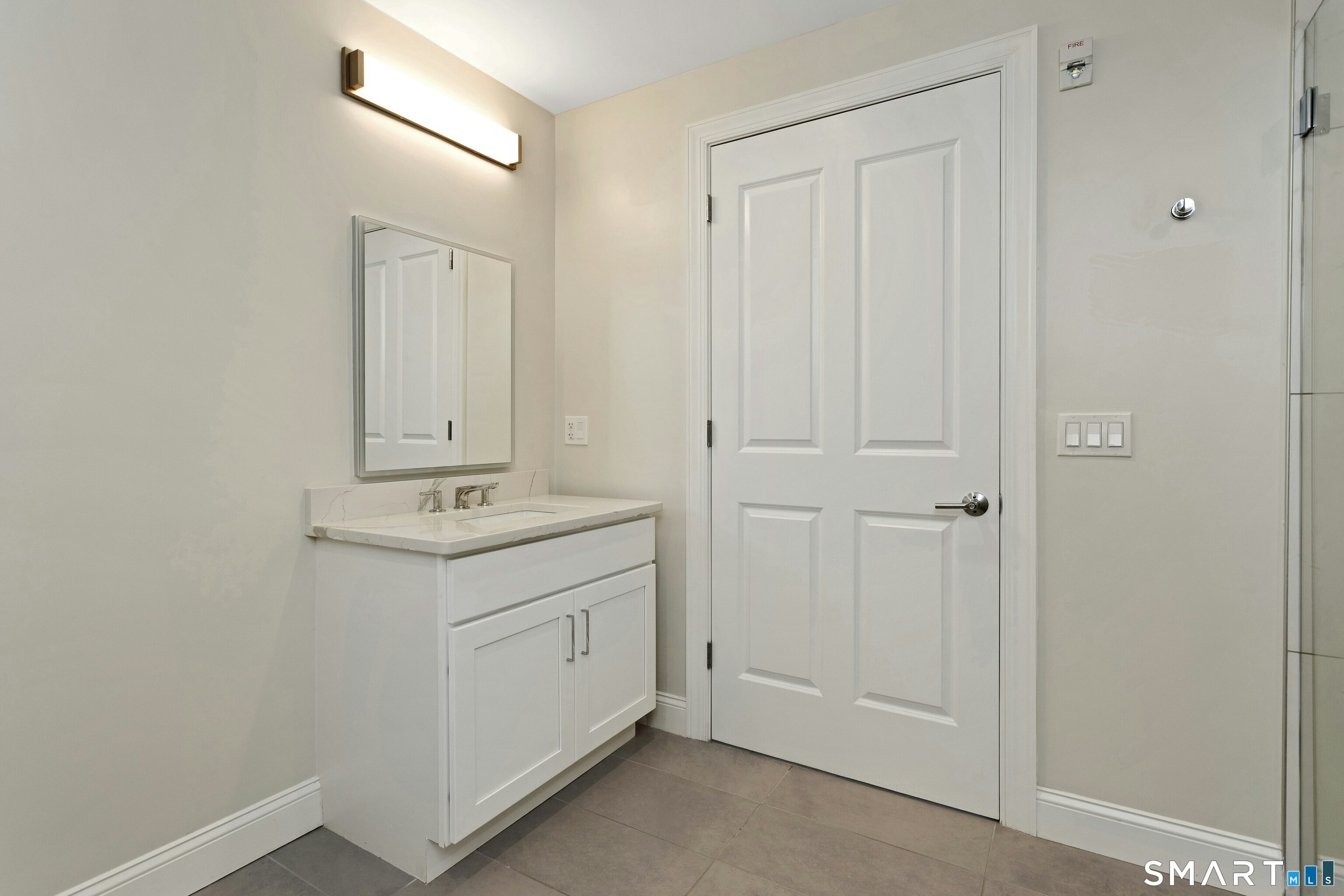 440 Heights Road Unit #201 photo 9