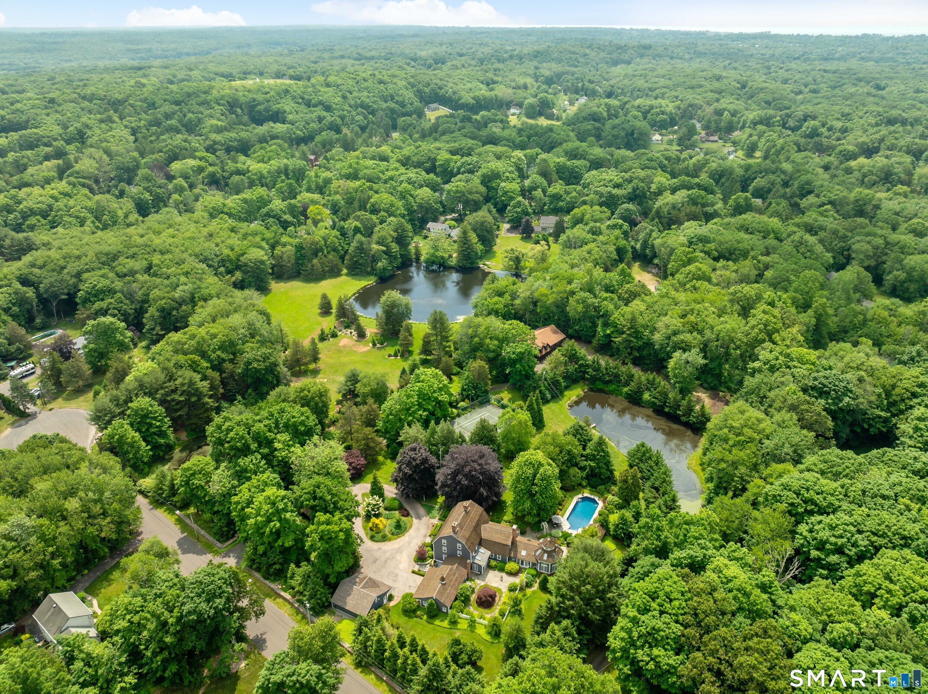 173 Highwoods Drive photo 40