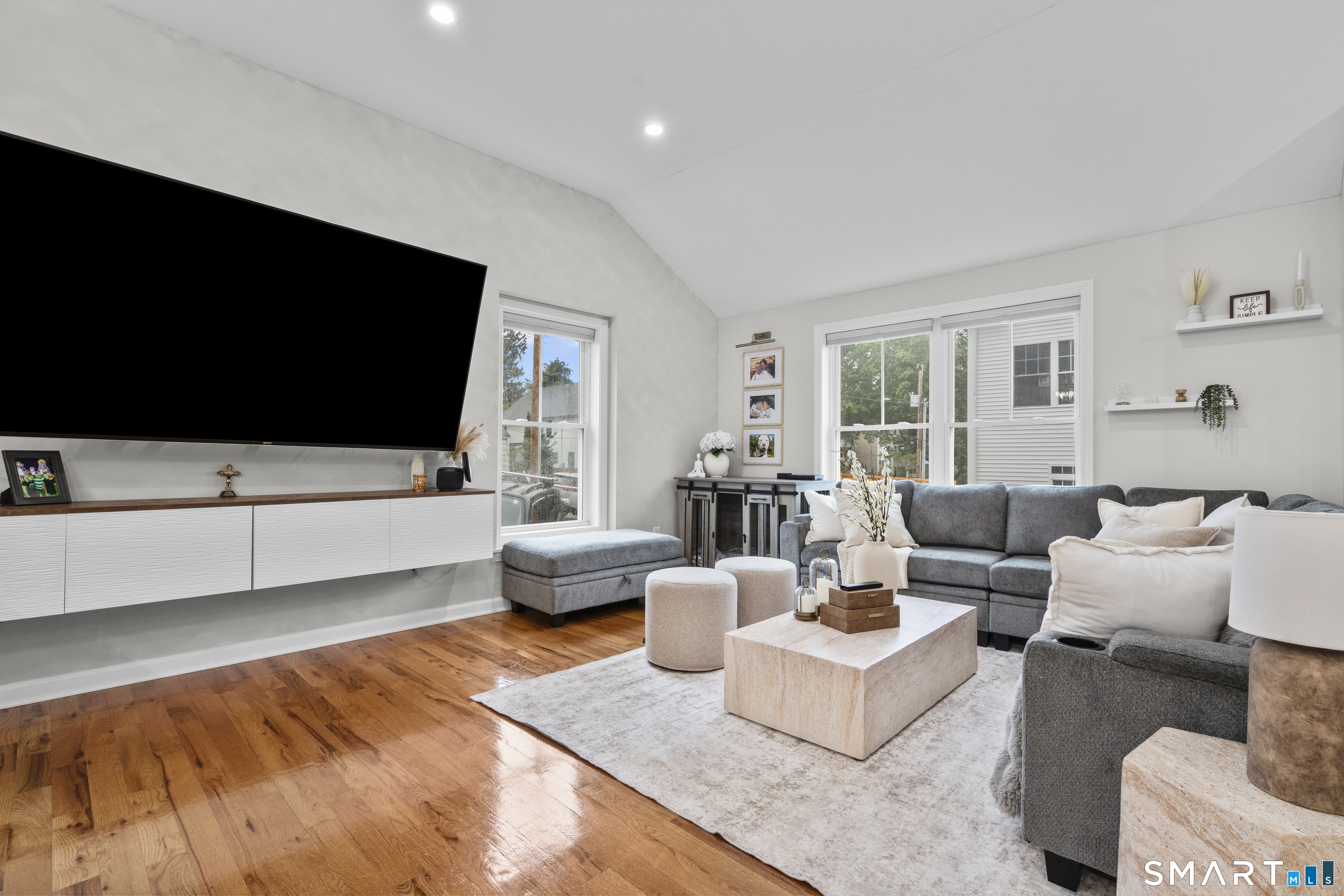 65 Sterling Street photo 6