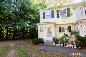 25 Padanaram, Unit 23, Danbury