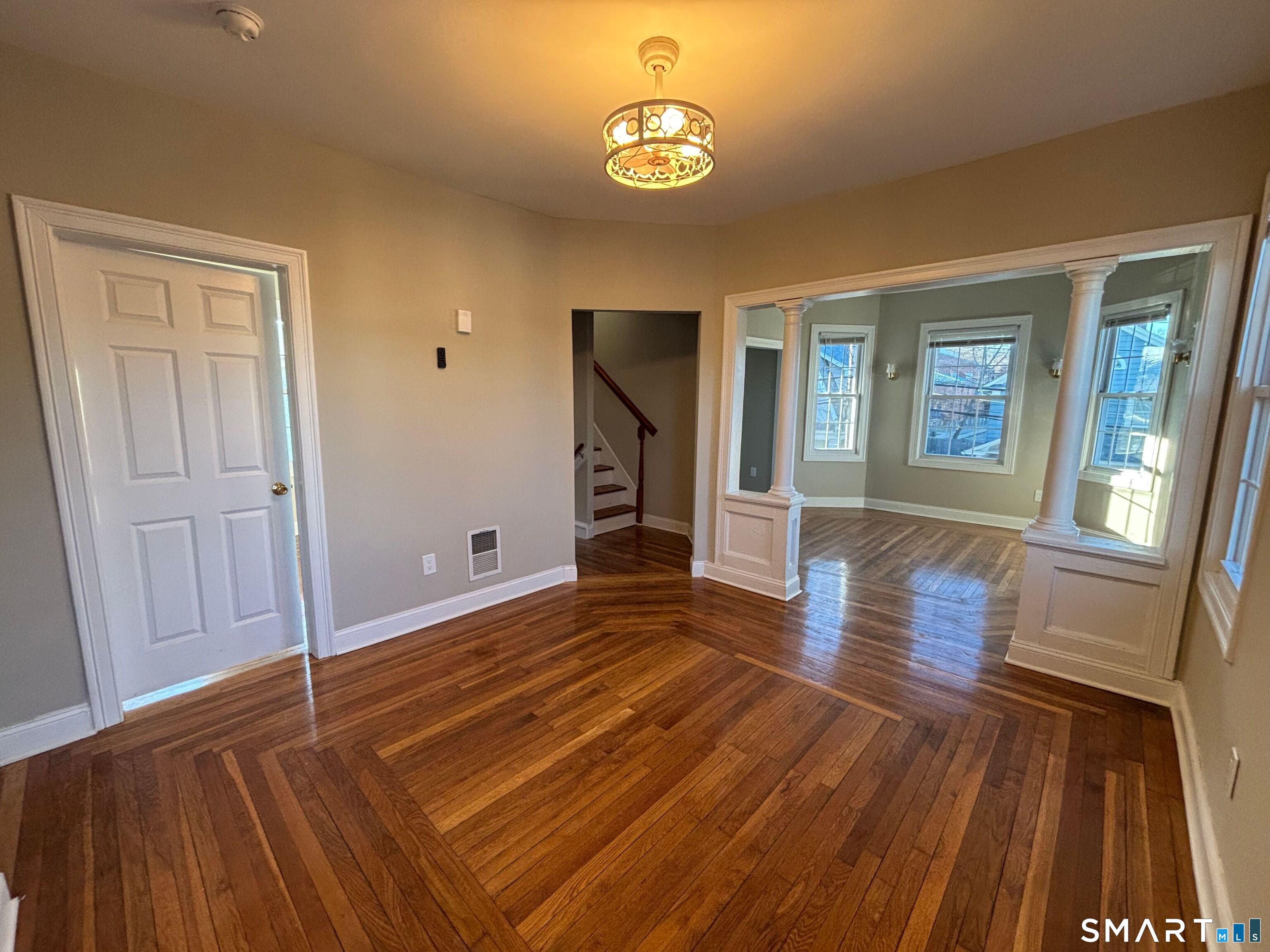 19 Darina Place photo 3